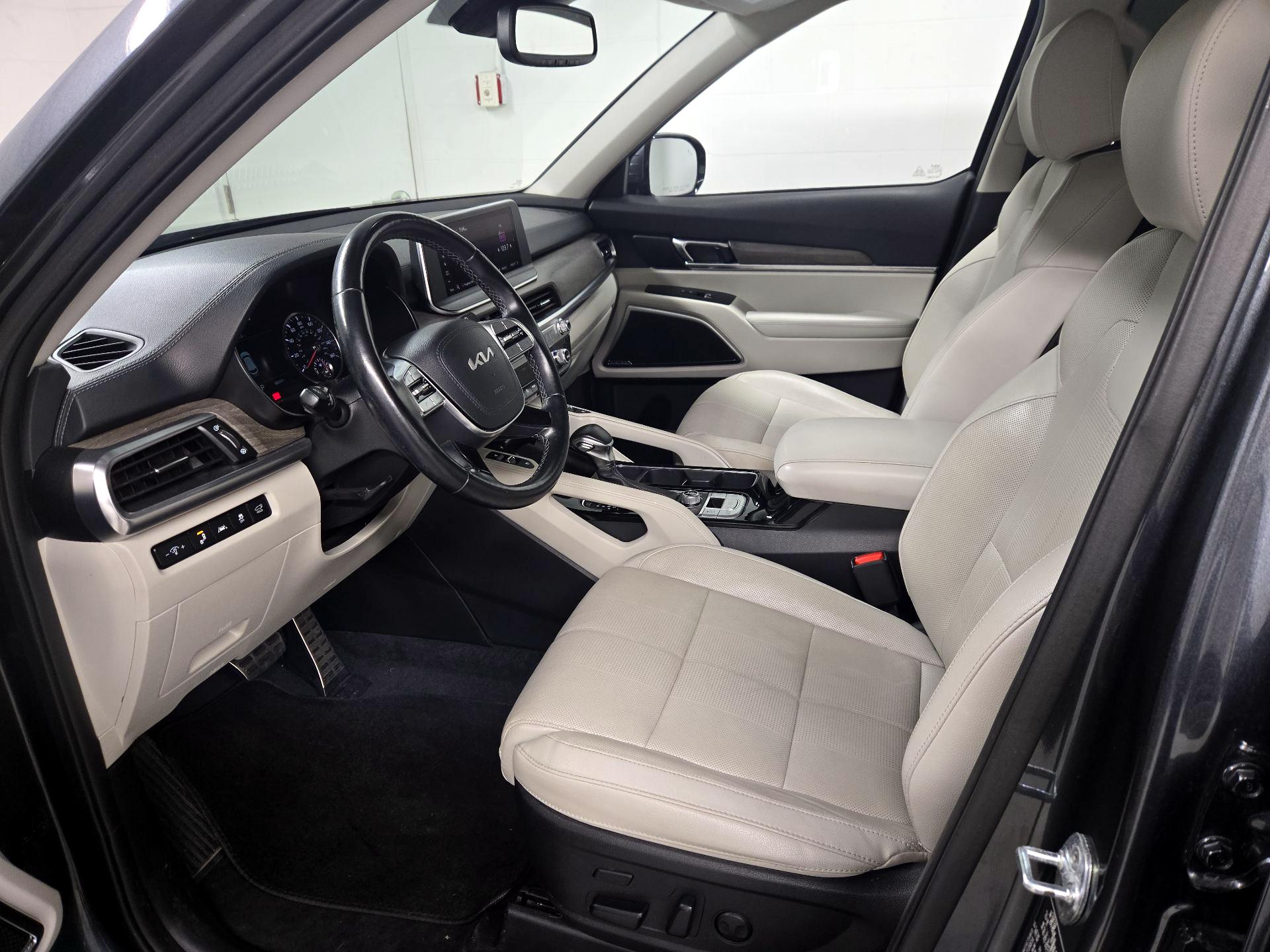 Thumbnail: 2022 Kia Telluride - 11