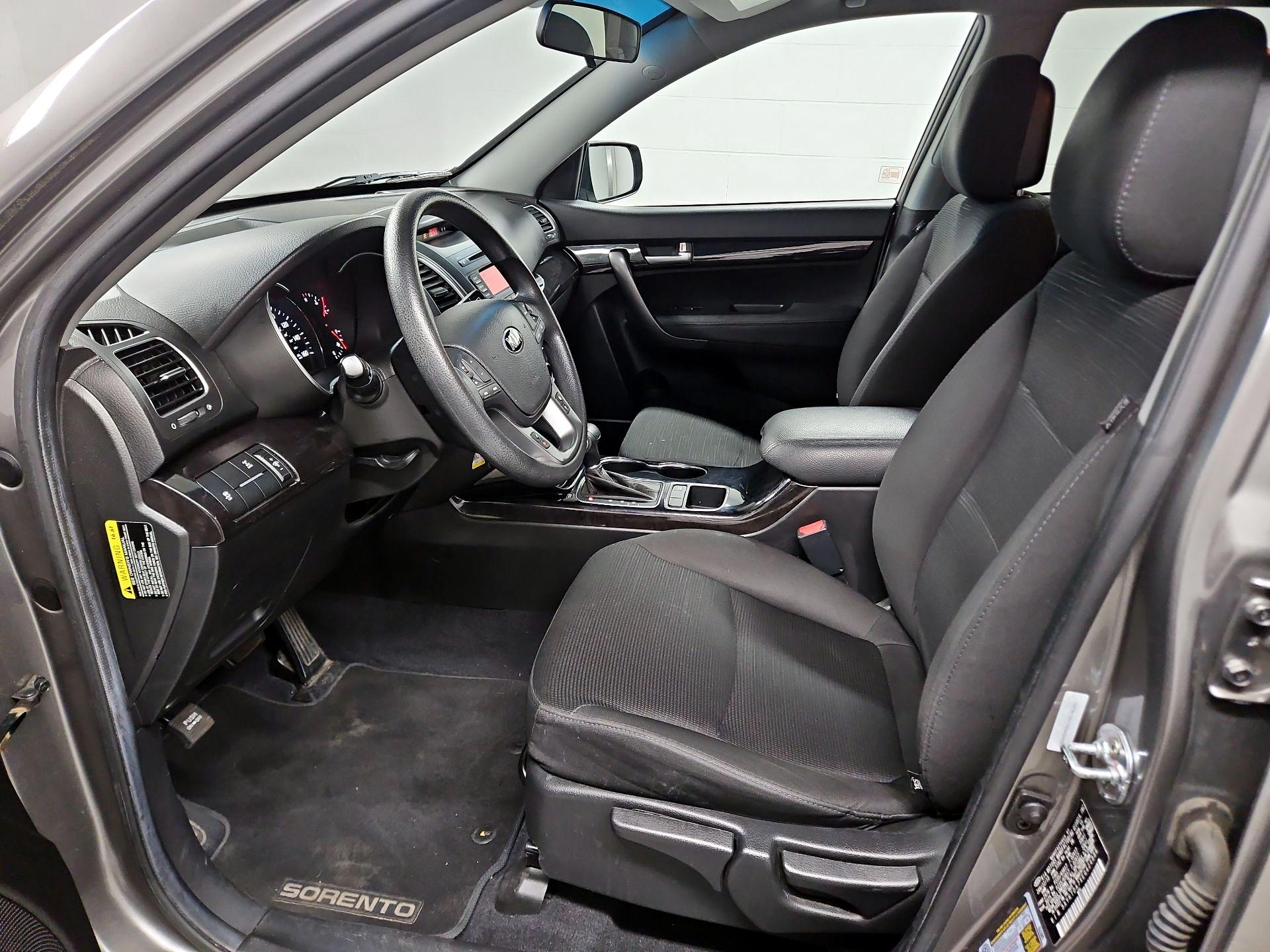 Thumbnail: 2014 Kia Sorento - 11