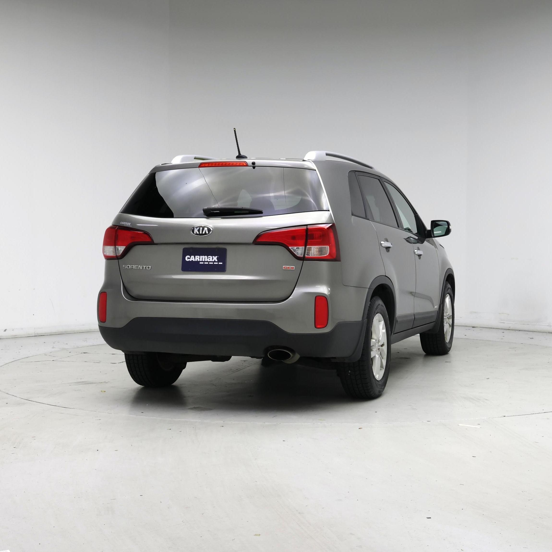 Thumbnail: 2014 Kia Sorento - 8