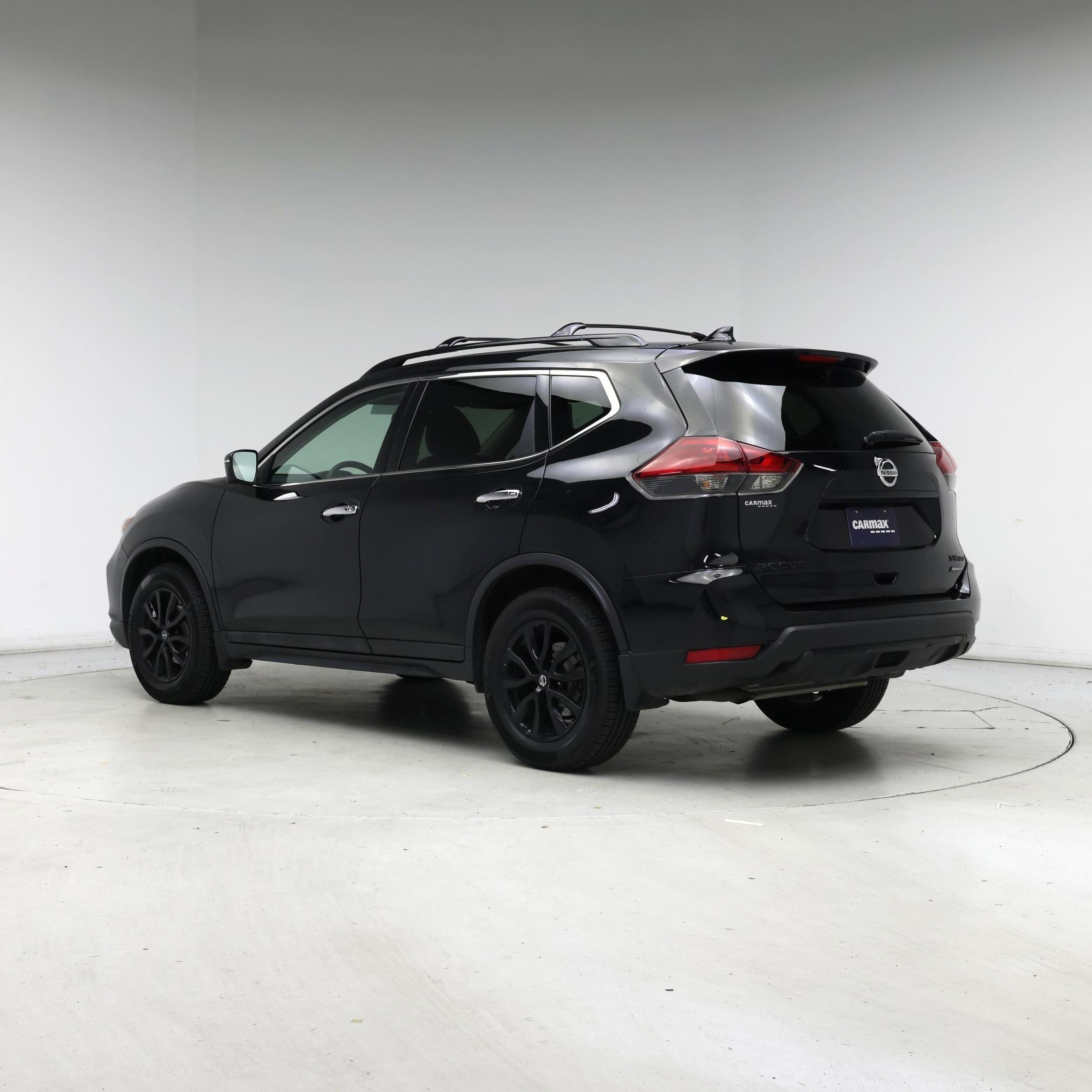 Thumbnail: 2018 Nissan Rogue - 2
