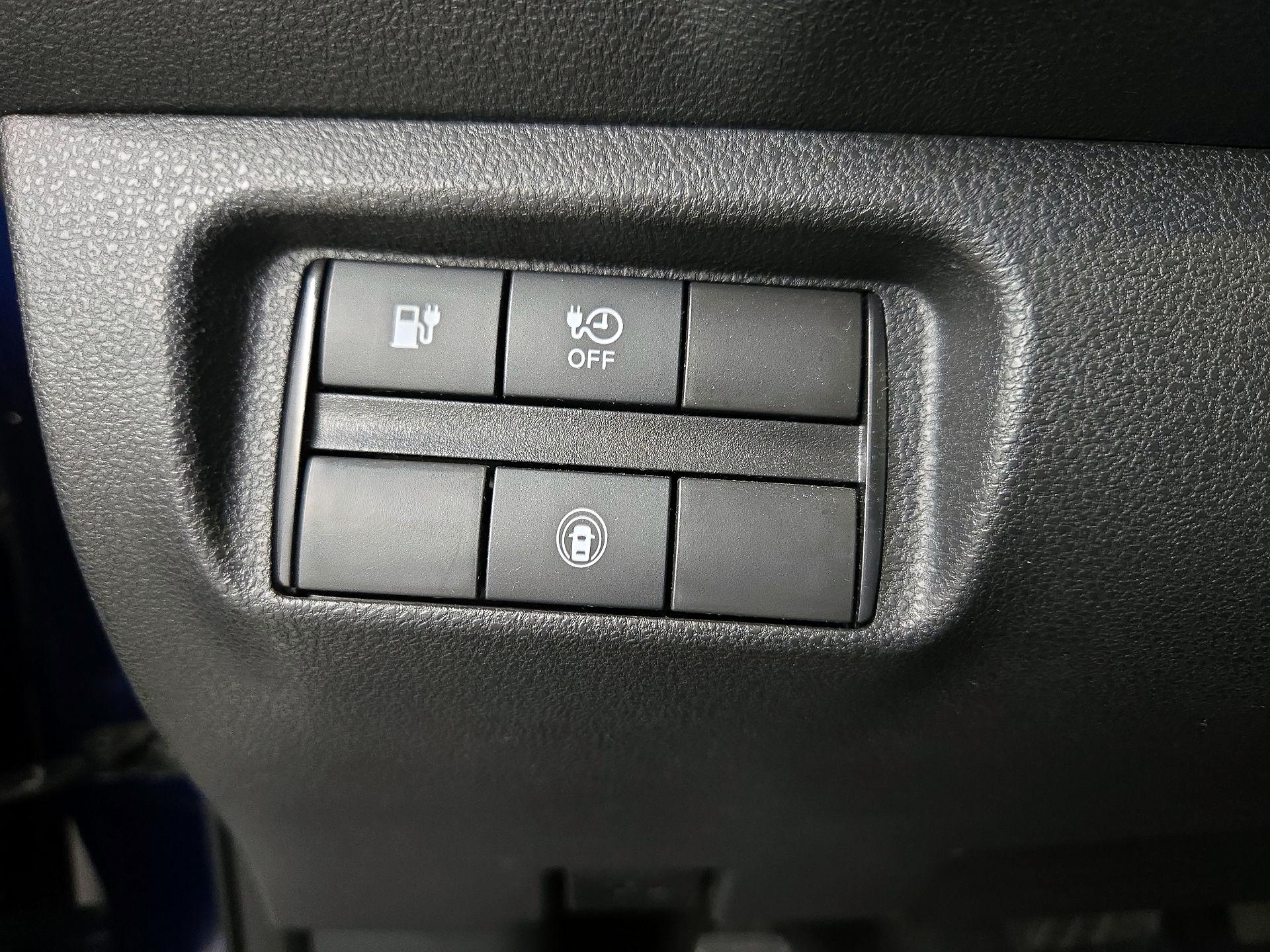 Thumbnail: 2020 Nissan Leaf - 13