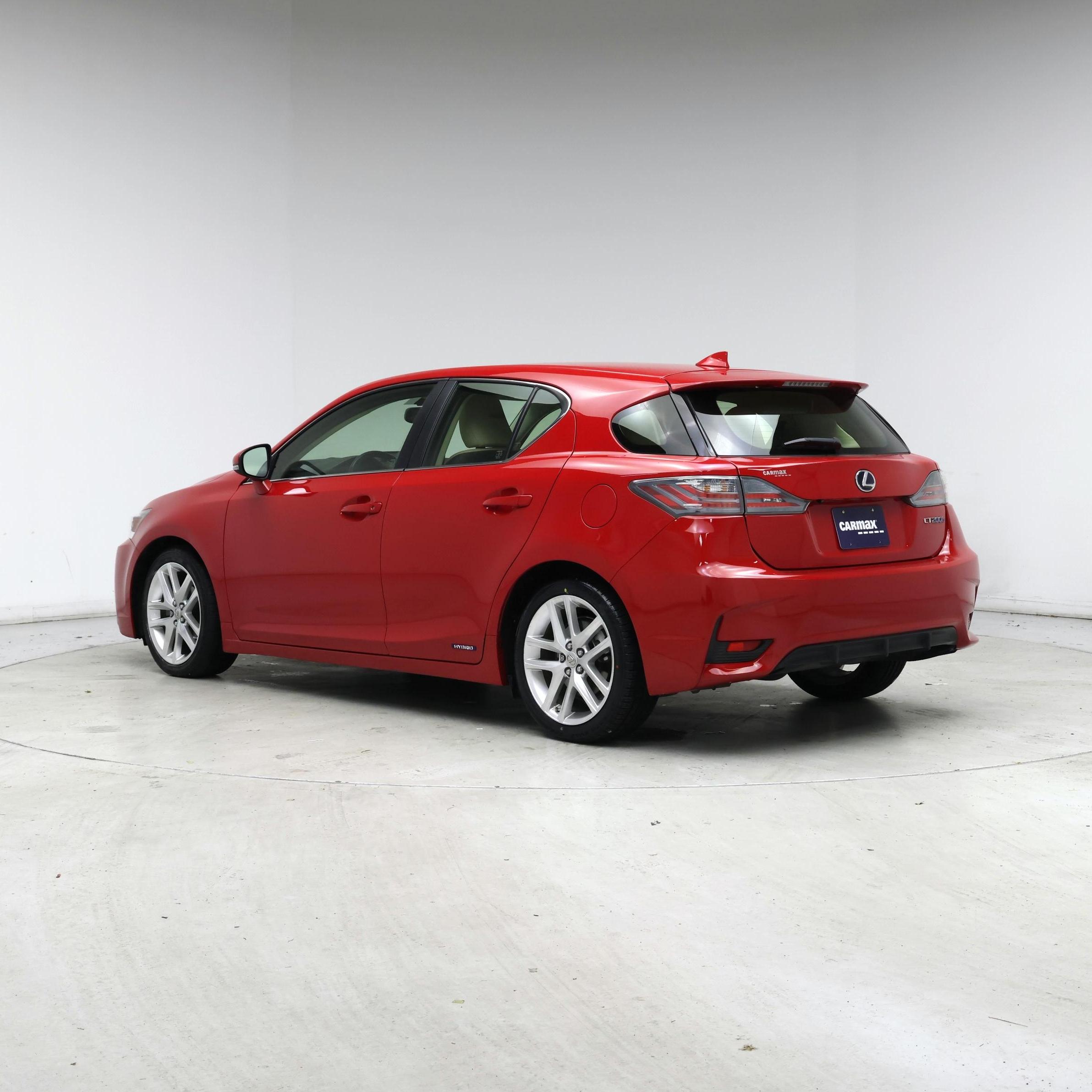 Thumbnail: 2015 Lexus CT - 2