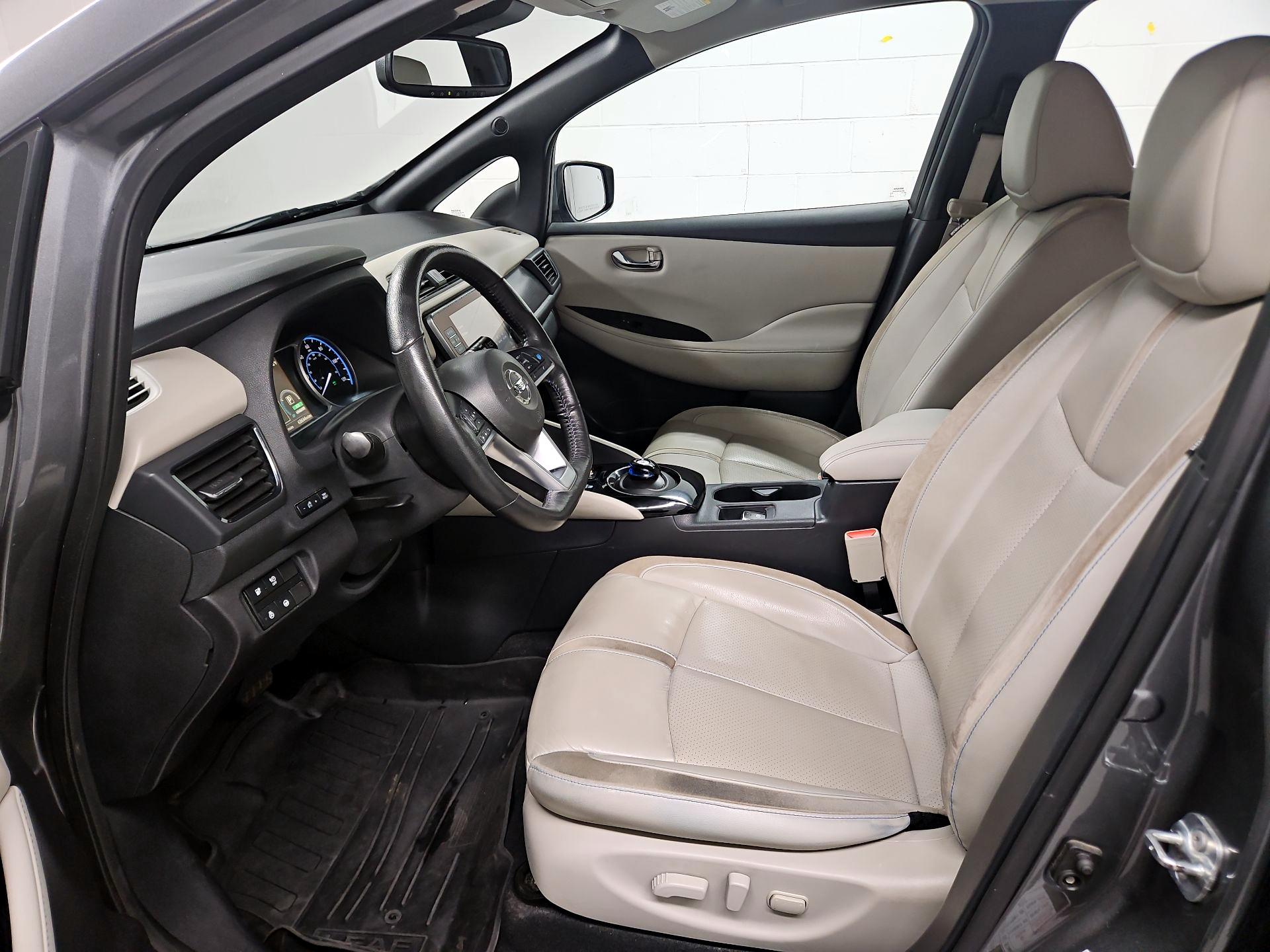 Thumbnail: 2019 Nissan Leaf - 11