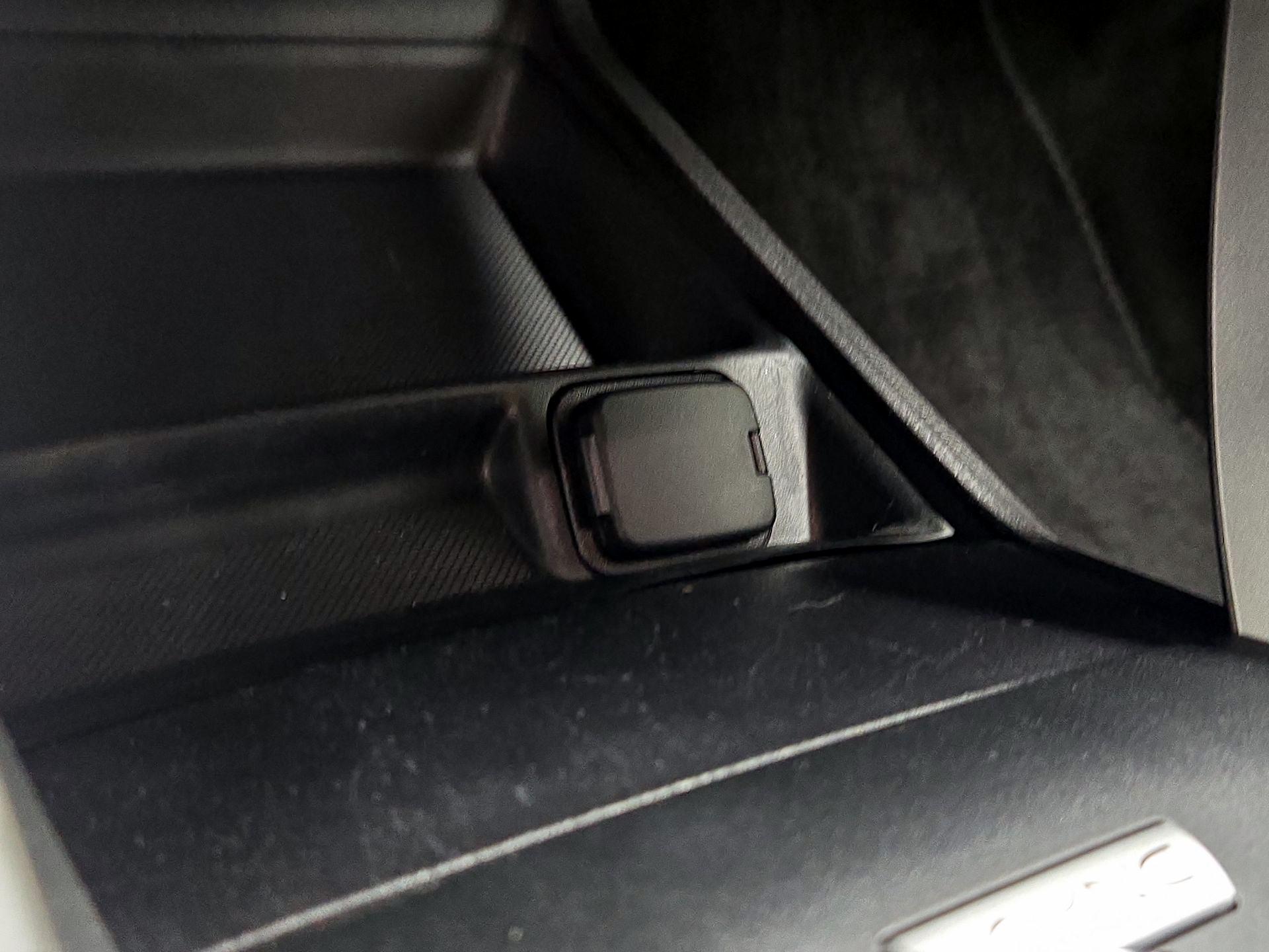 Thumbnail: 2016 Ford Fusion - 18