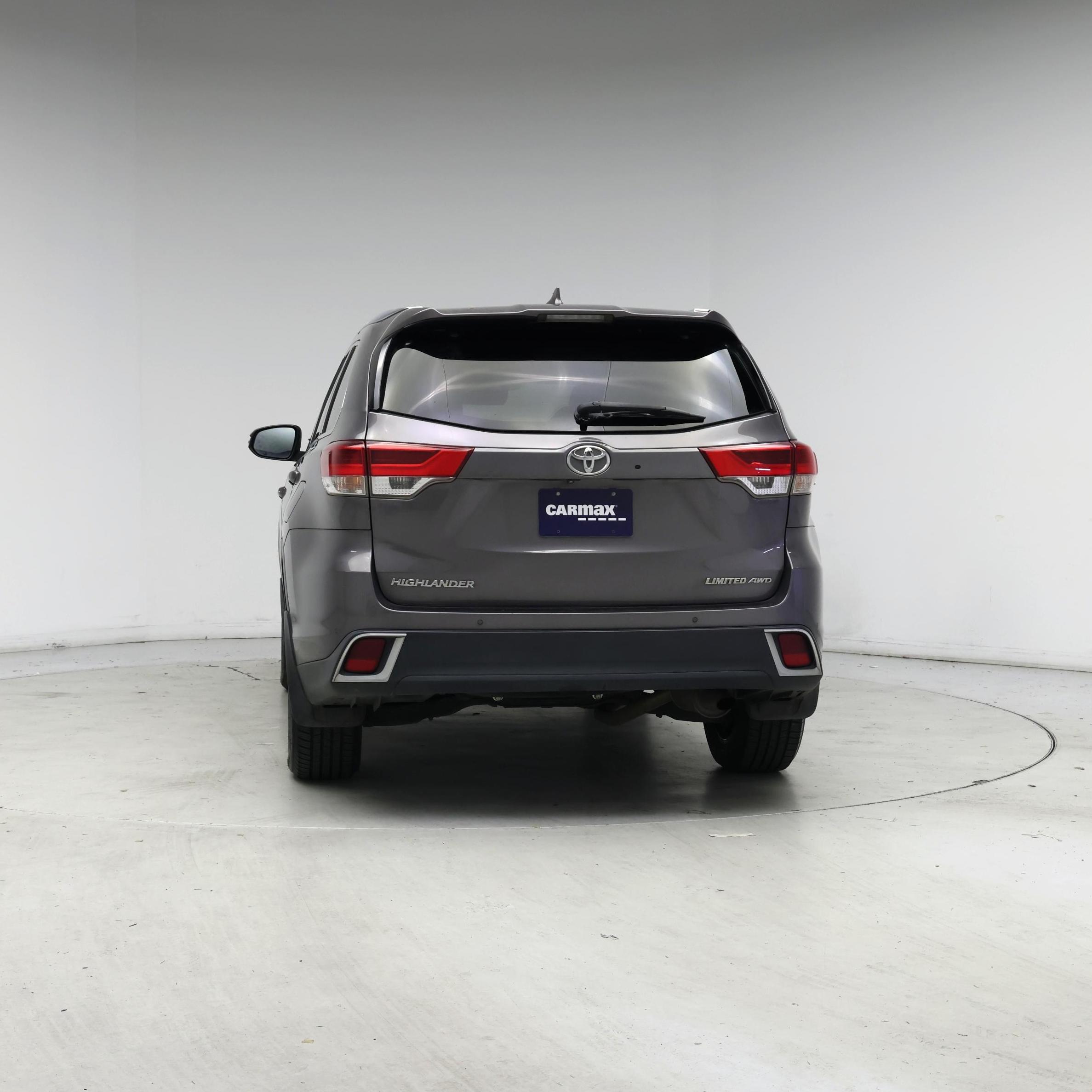 Thumbnail: 2019 Toyota Highlander - 6