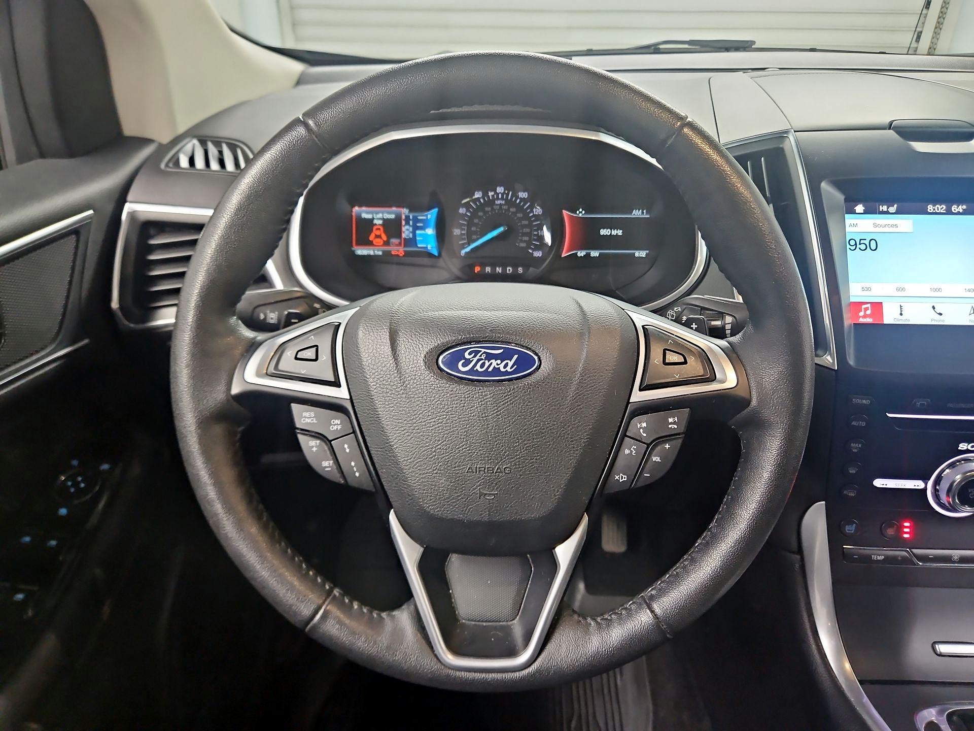 Thumbnail: 2018 Ford Edge - 10