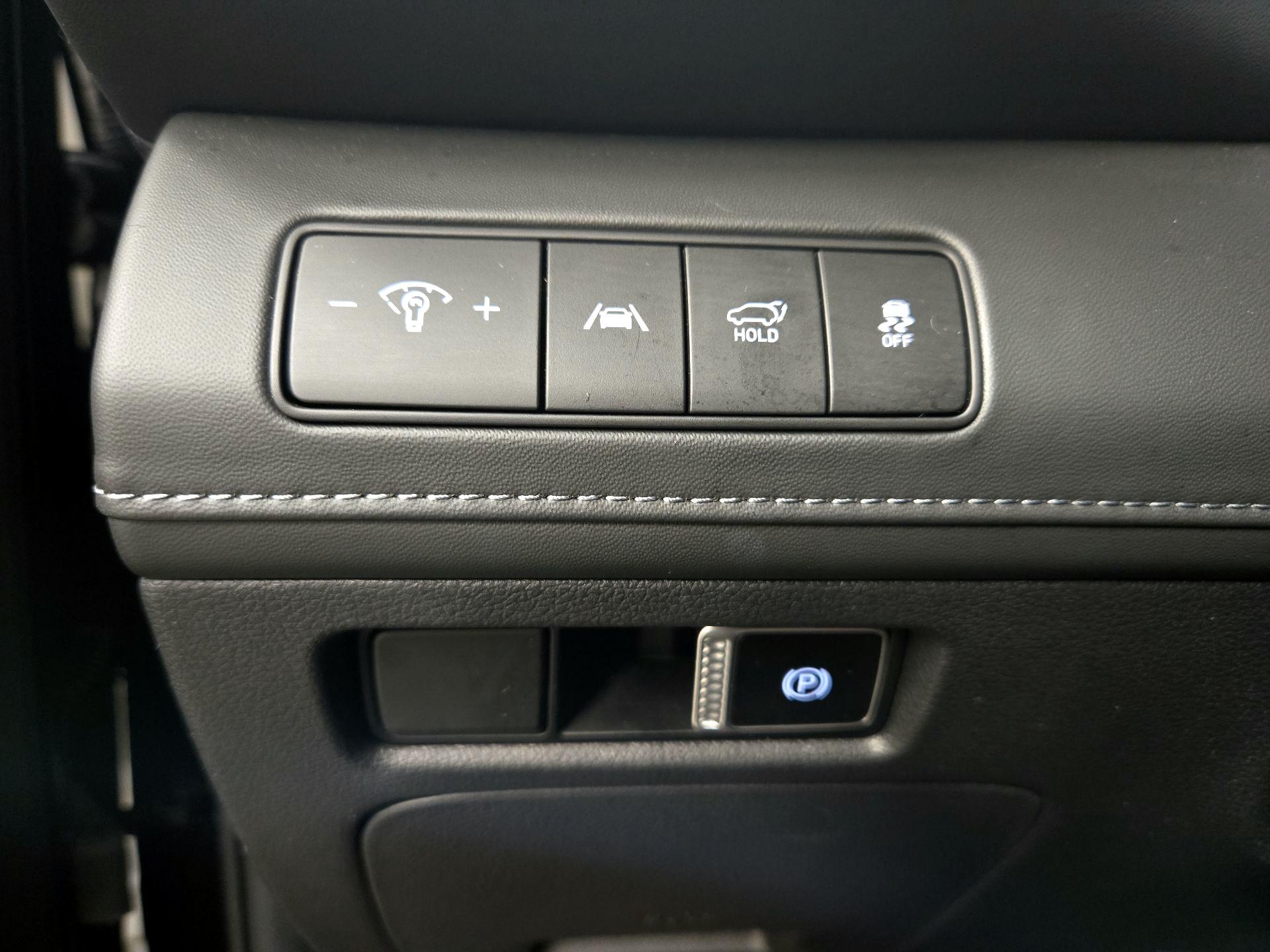 Thumbnail: 2023 Hyundai Santa Fe - 13