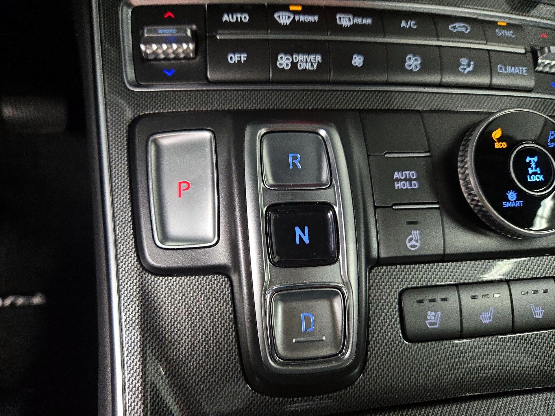 Thumbnail: 2023 Hyundai Santa Fe - 18