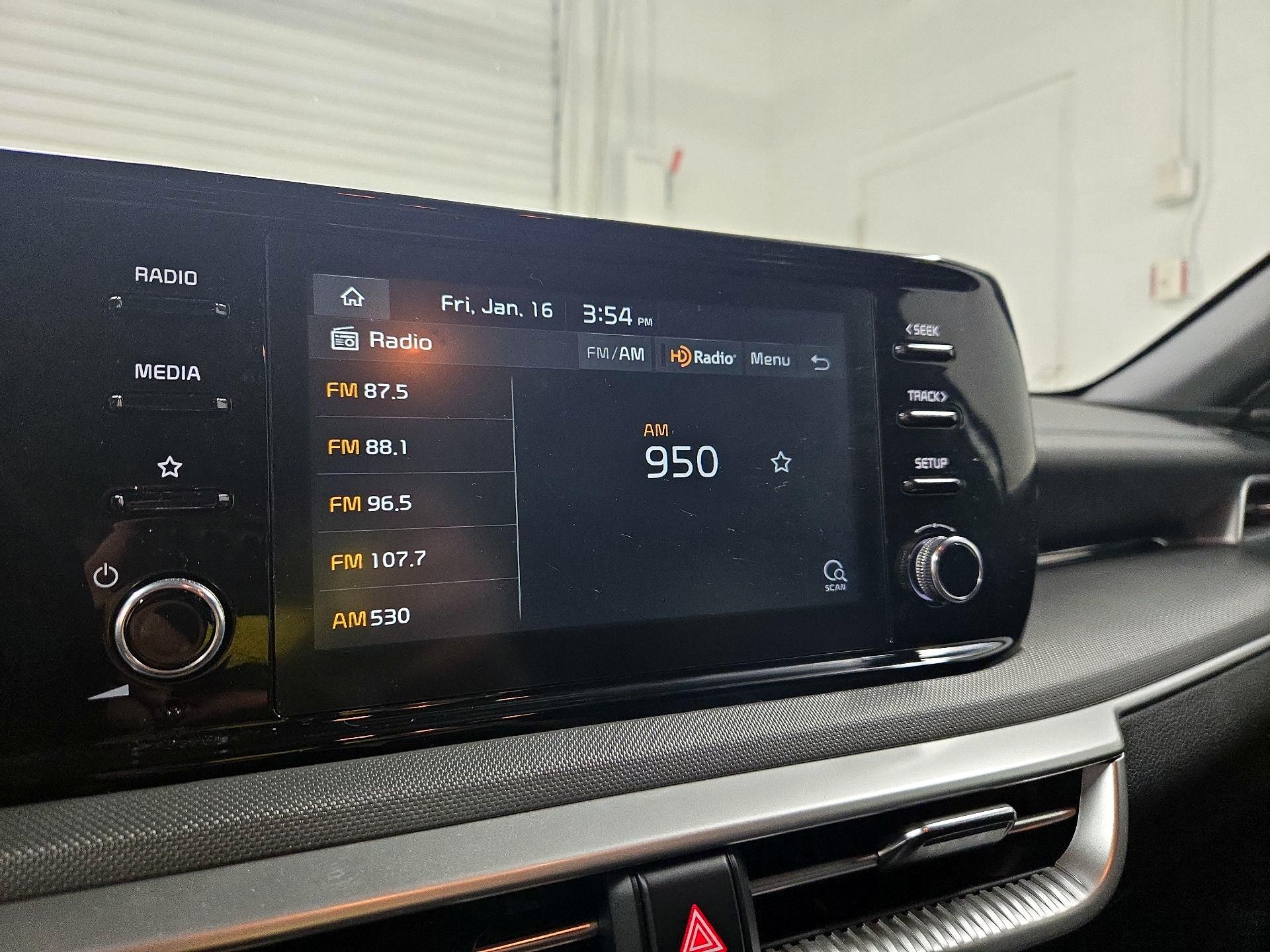 Thumbnail: 2021 Kia K5 - 15