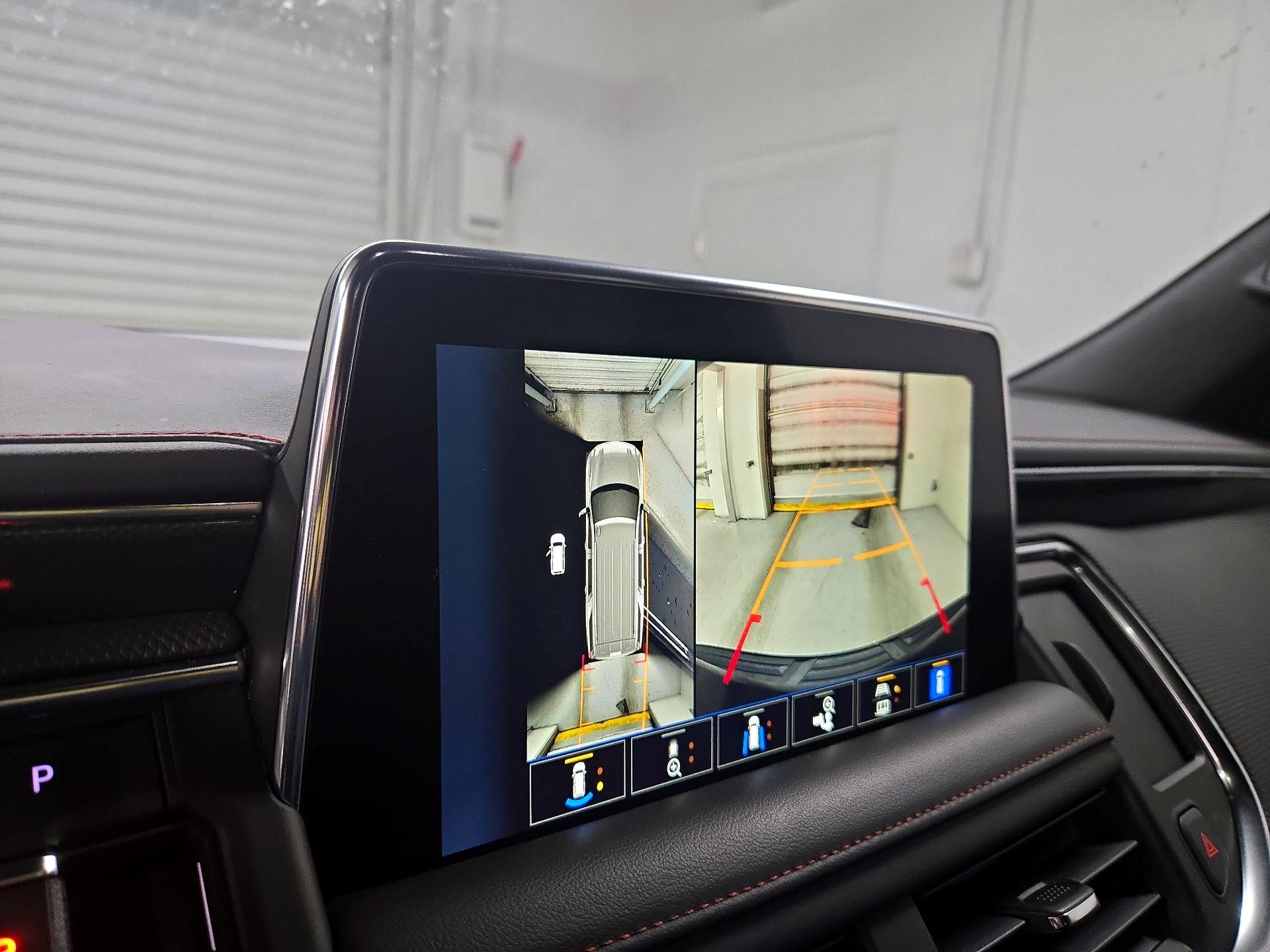 Thumbnail: 2022 Chevrolet Suburban - 14