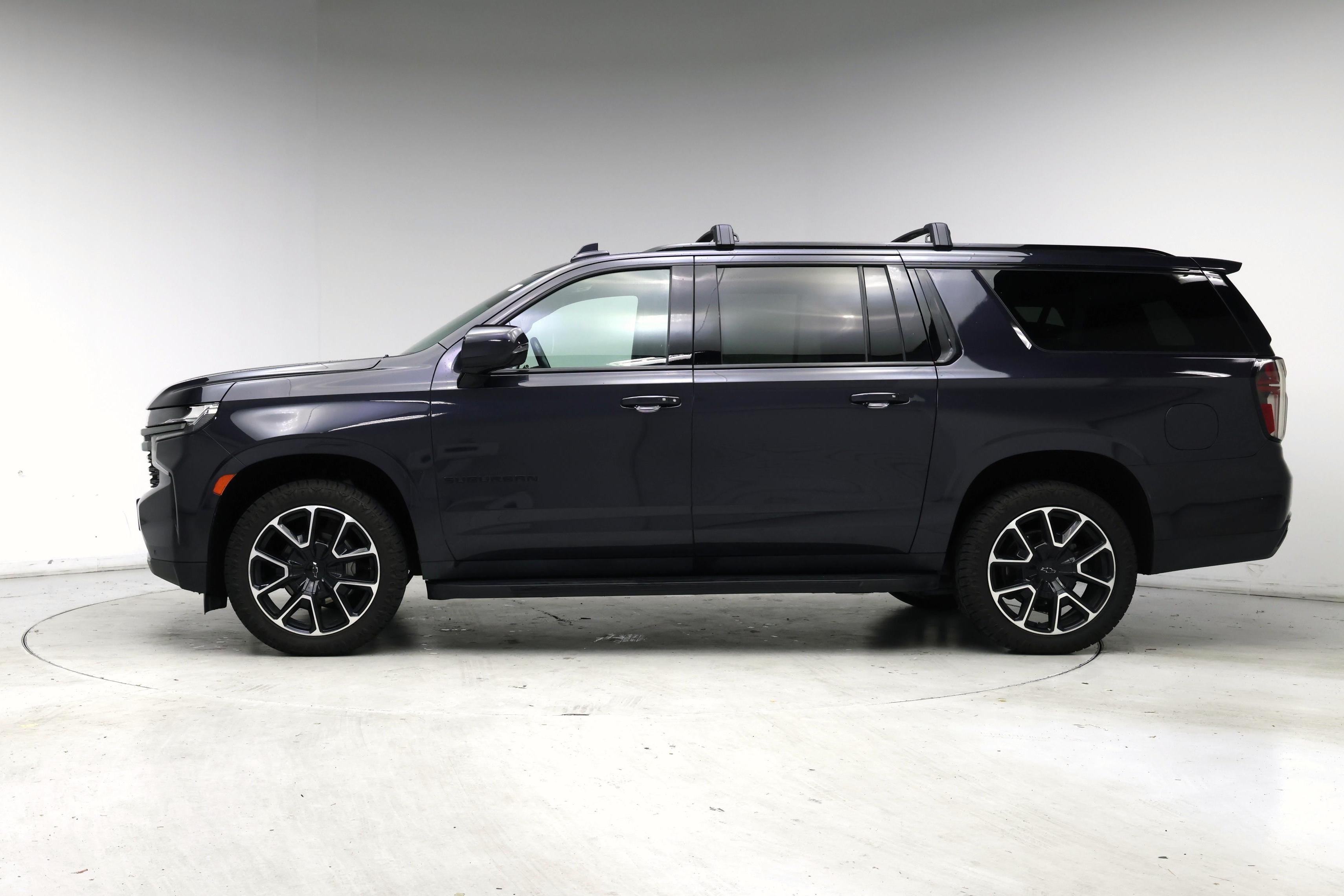 Thumbnail: 2022 Chevrolet Suburban - 3