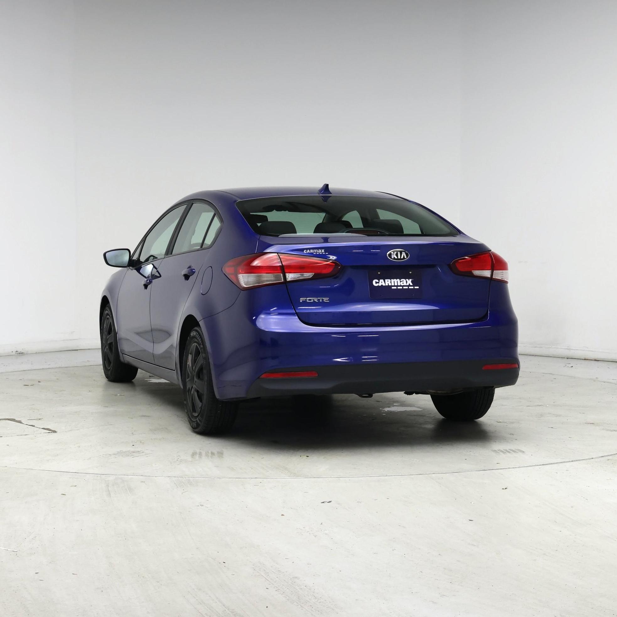 Thumbnail: 2018 Kia Forte - 6