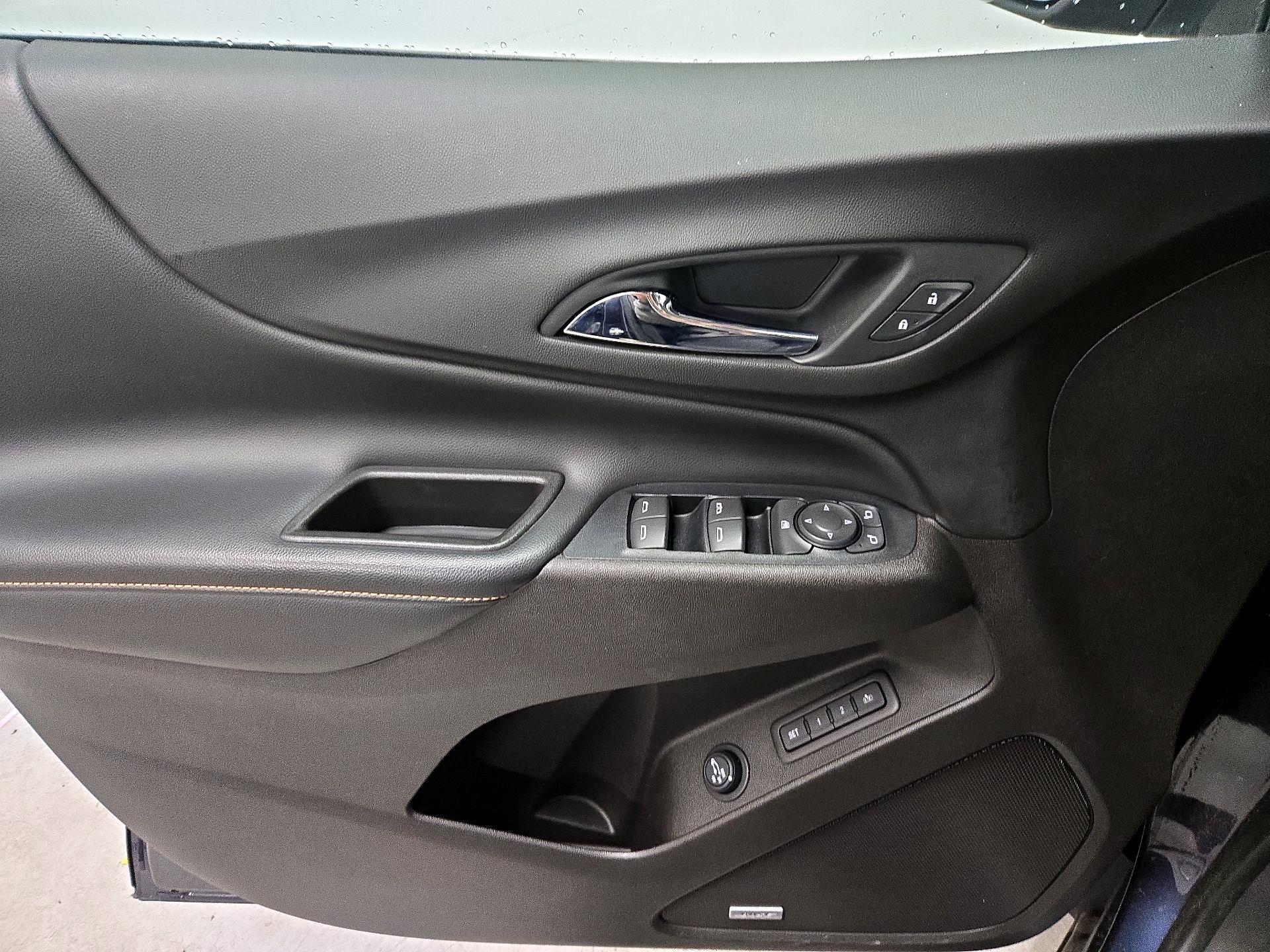 Thumbnail: 2018 Chevrolet Equinox - 12