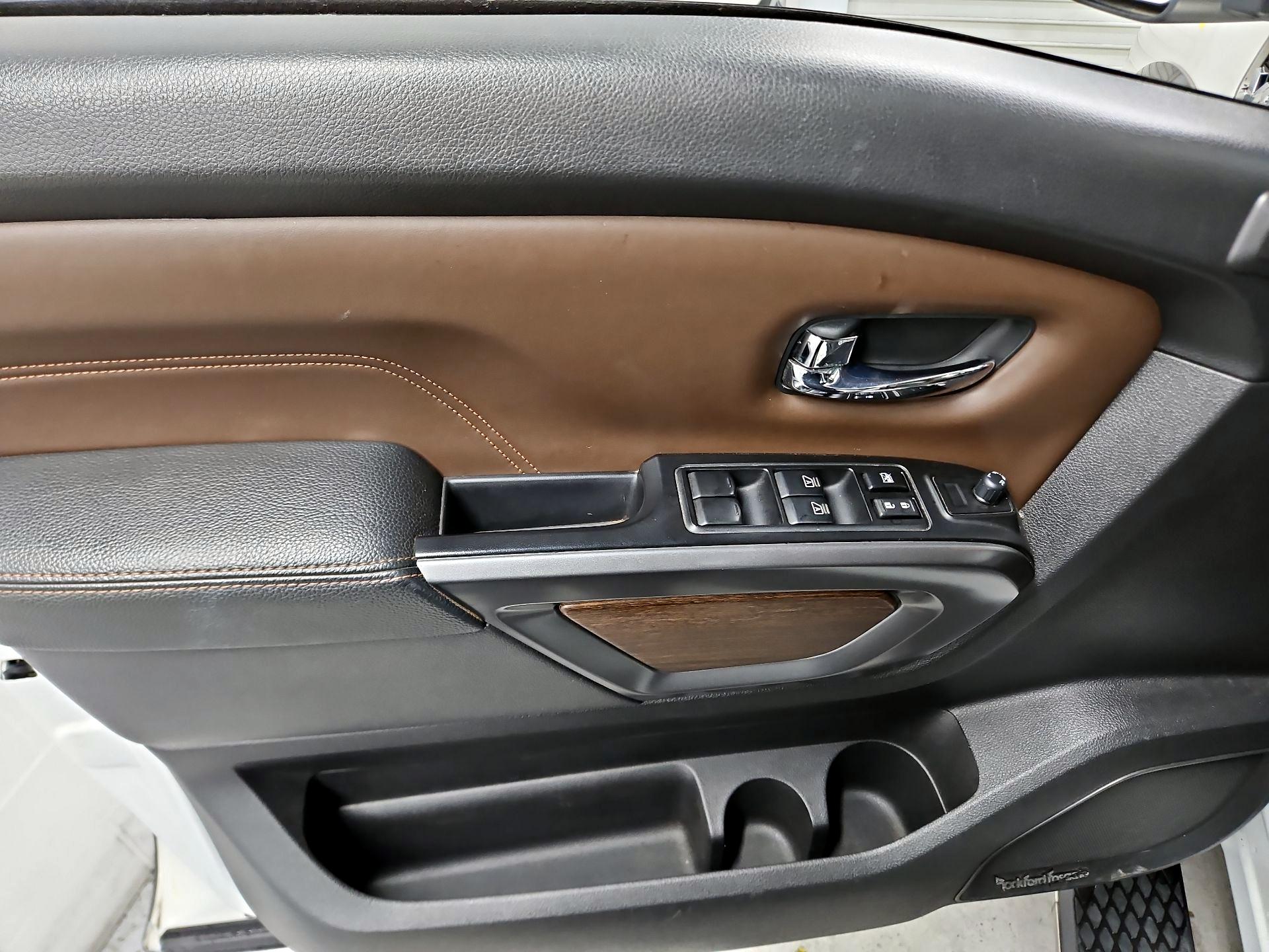 Thumbnail: 2018 Nissan Titan - 12