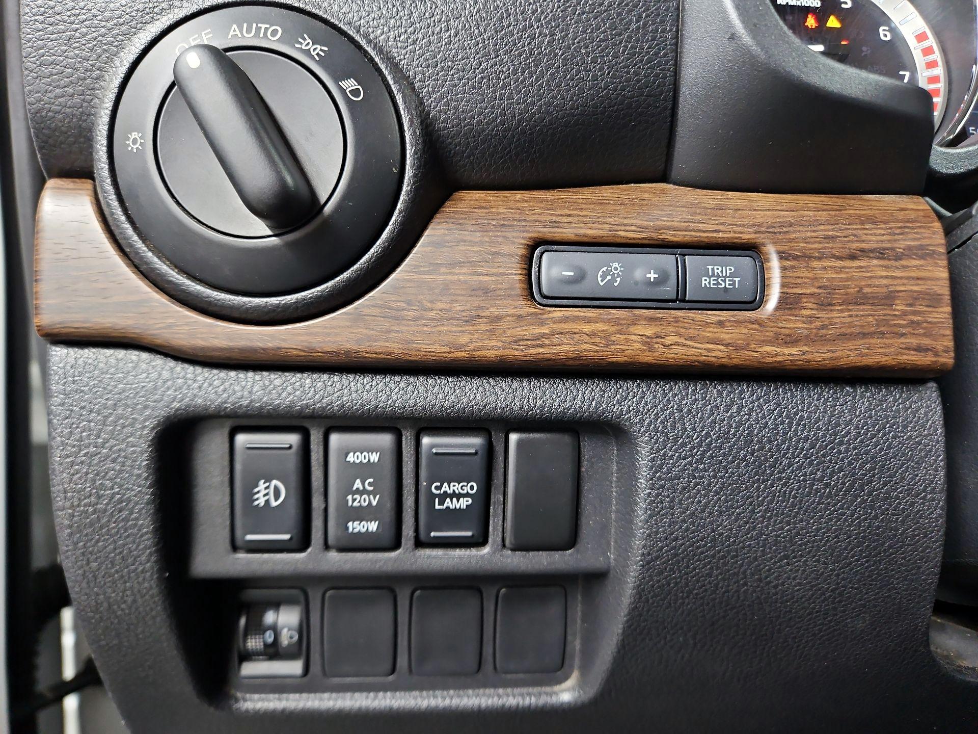 Thumbnail: 2018 Nissan Titan - 13