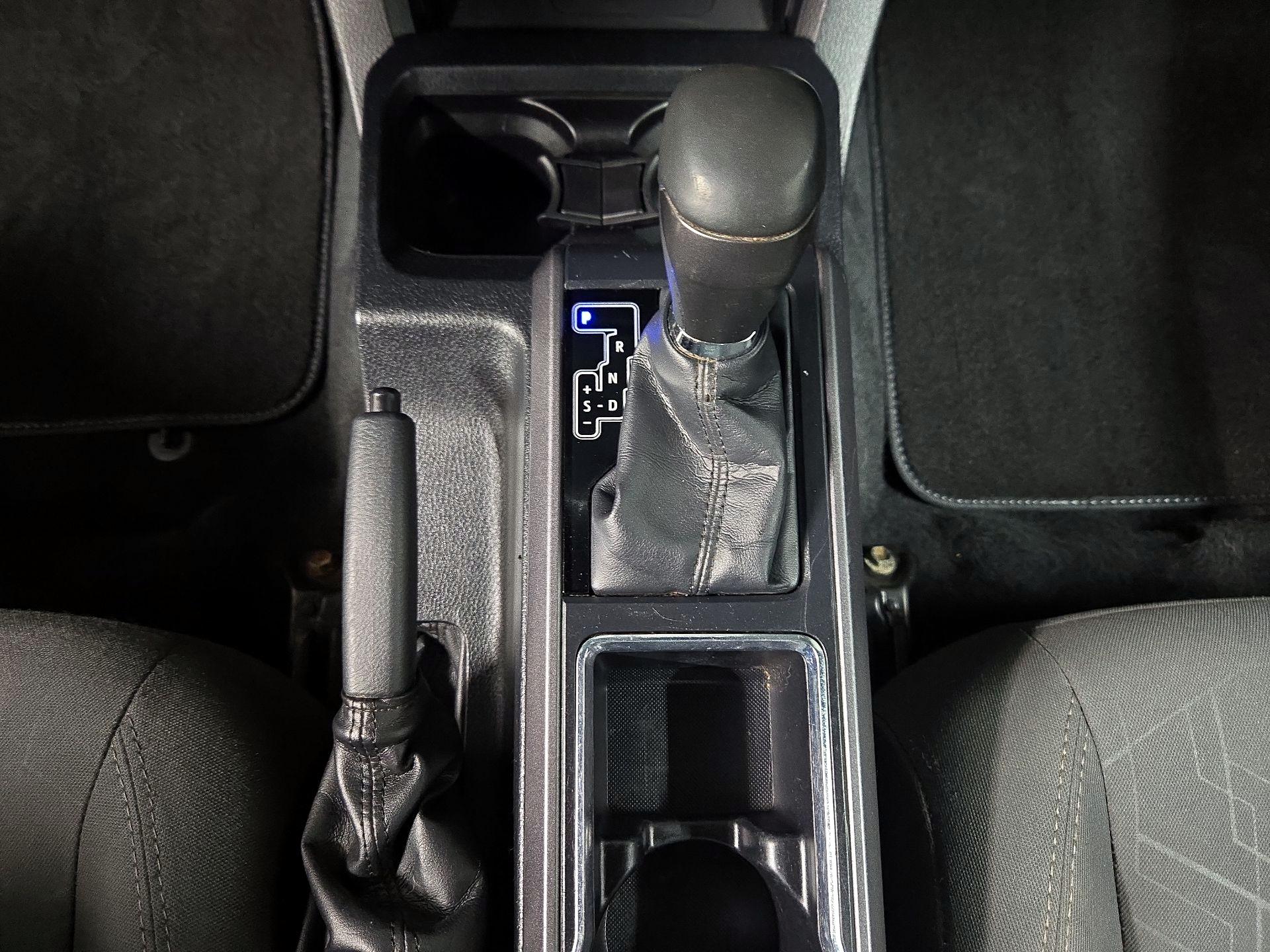 Thumbnail: 2019 Toyota Tacoma - 18