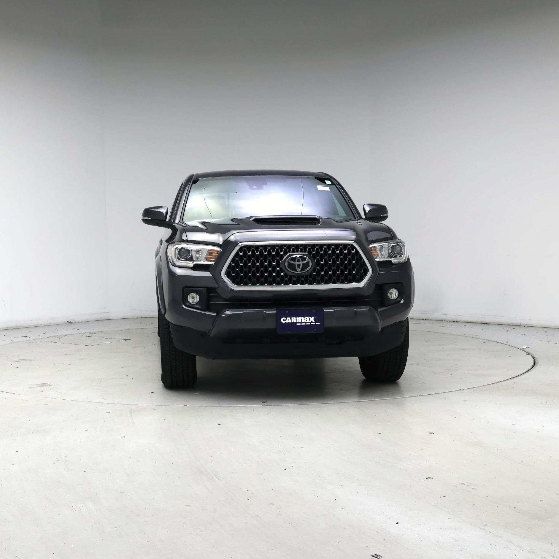 Thumbnail: 2019 Toyota Tacoma - 5