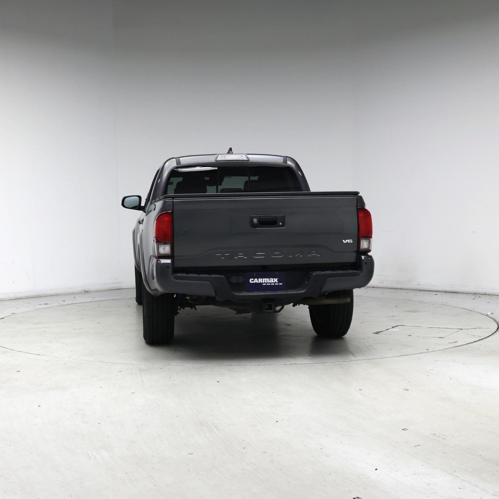 Thumbnail: 2019 Toyota Tacoma - 6