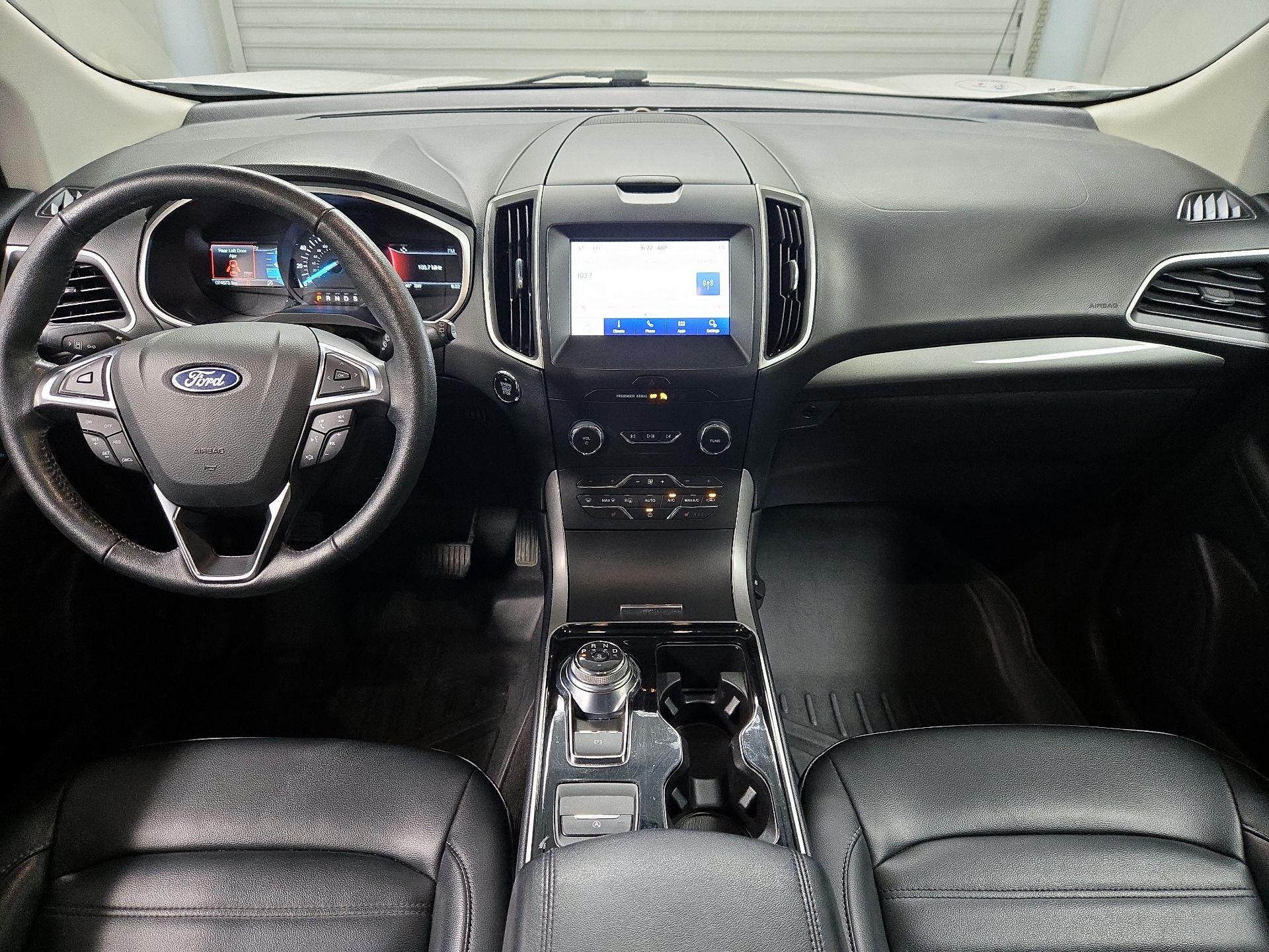 Thumbnail: 2019 Ford Edge - 9