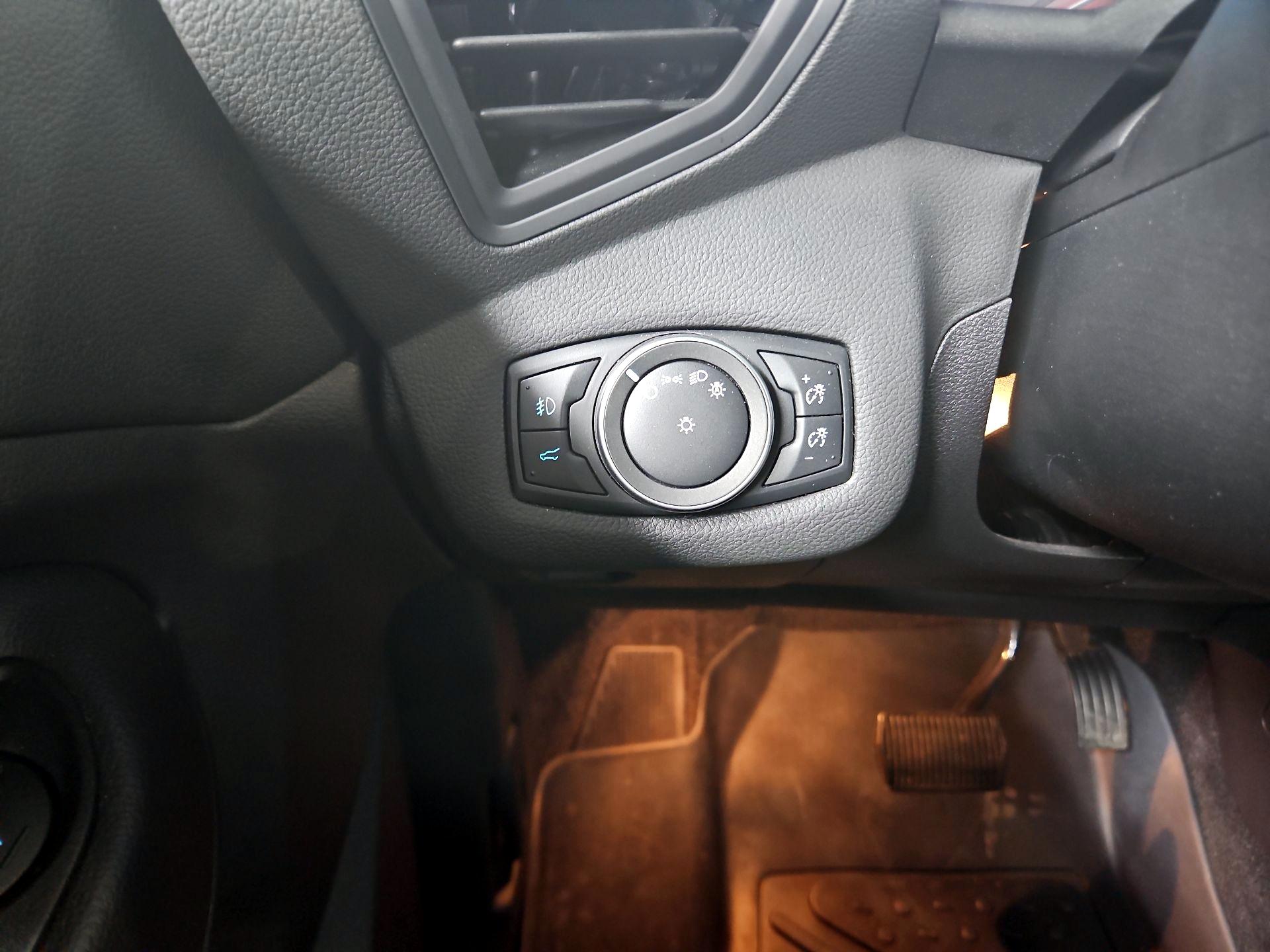 Thumbnail: 2018 Ford Escape - 13