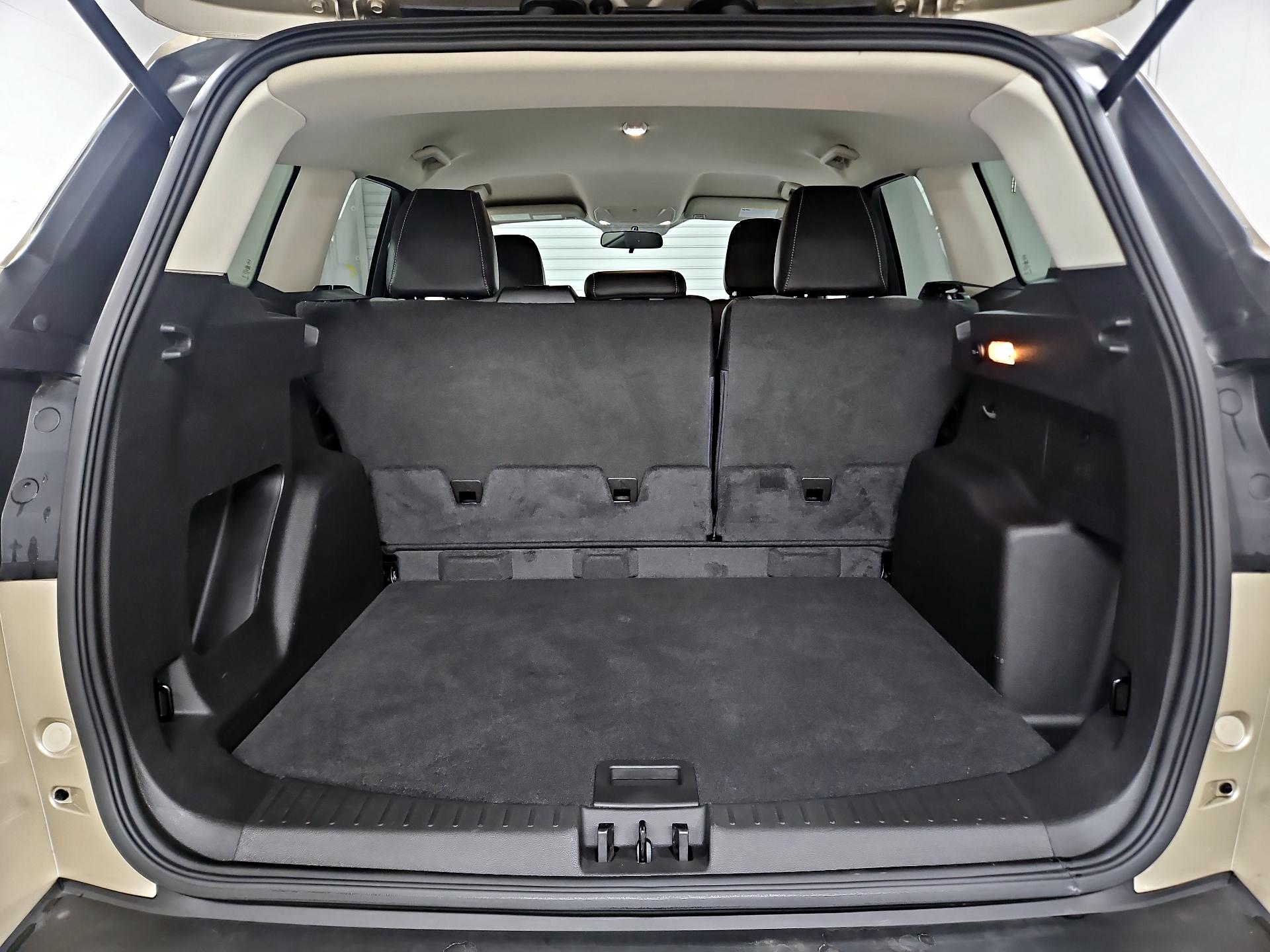 Thumbnail: 2018 Ford Escape - 20