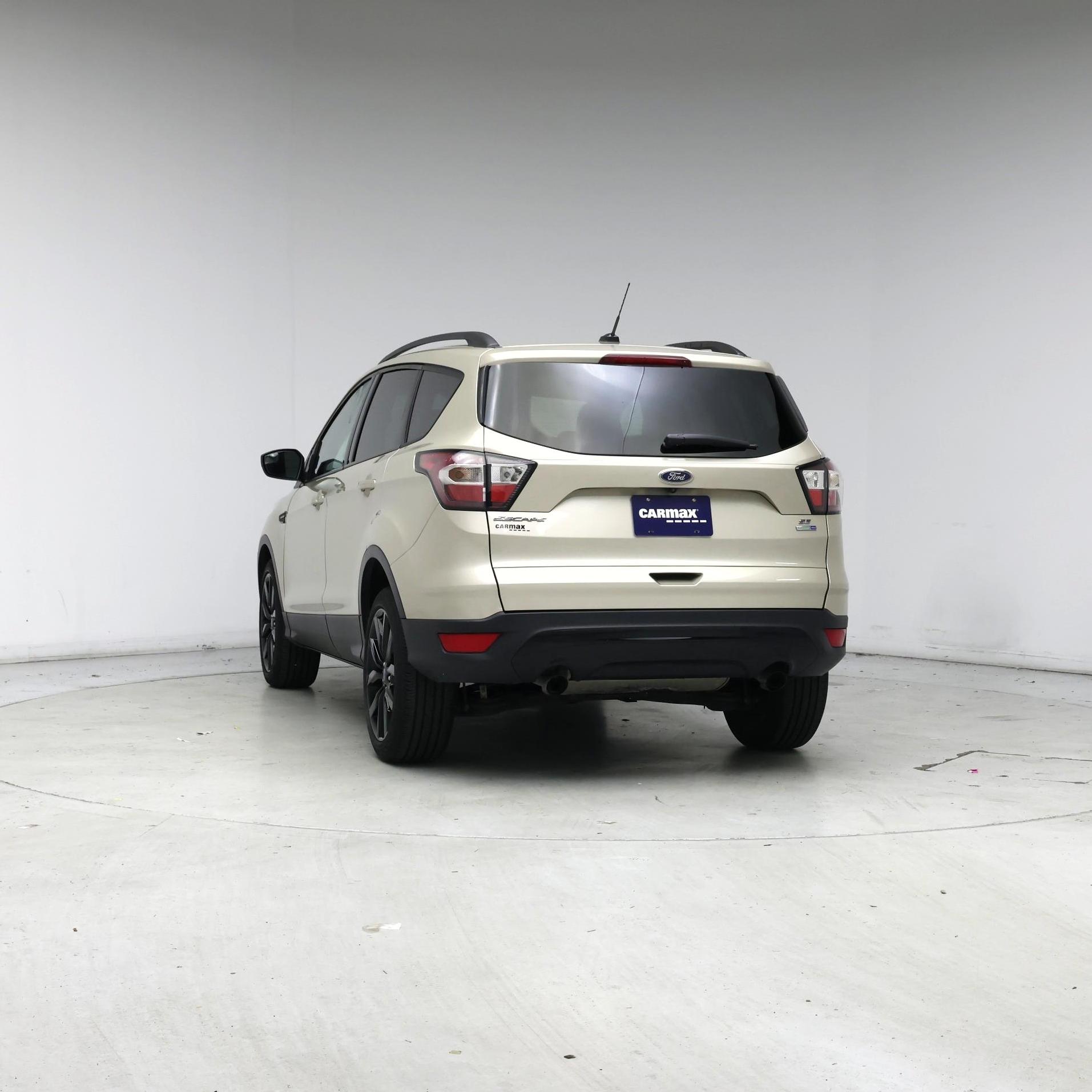 Thumbnail: 2018 Ford Escape - 6