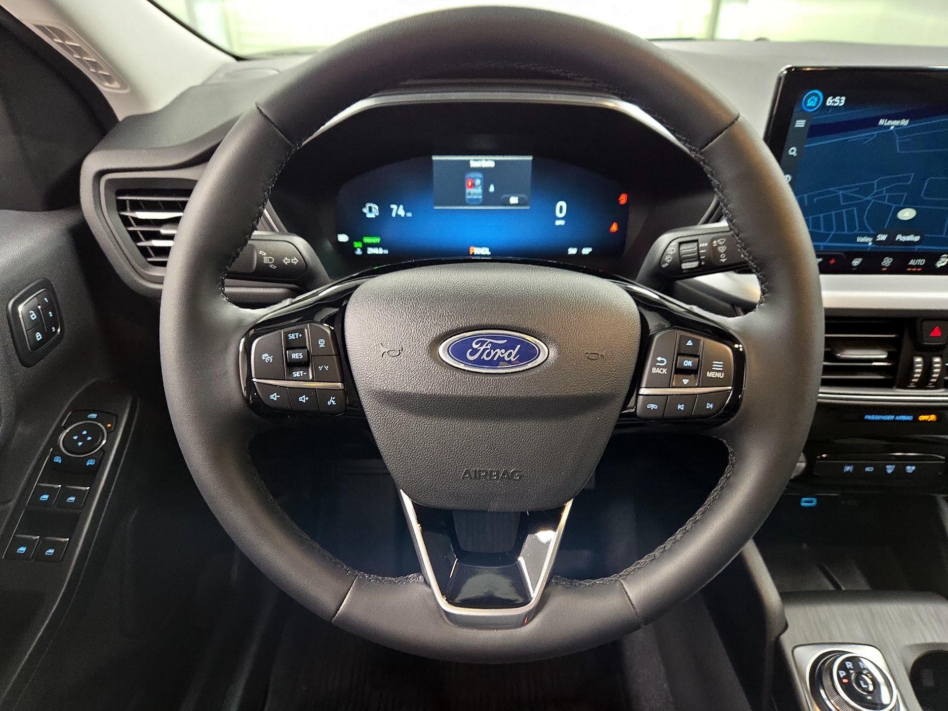 Thumbnail: 2023 Ford Escape - 10