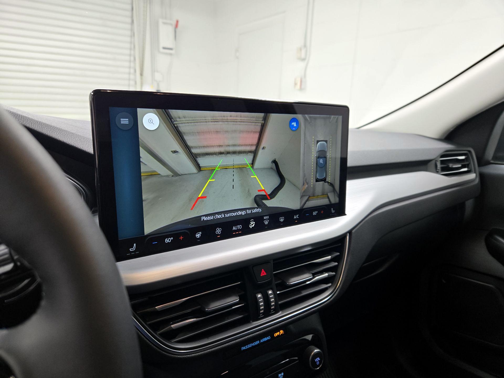 Thumbnail: 2023 Ford Escape - 15