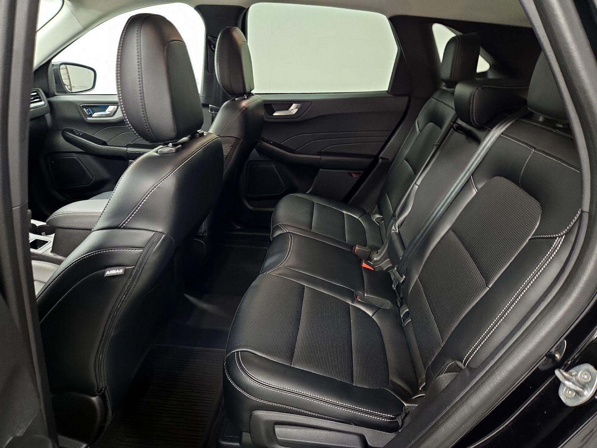 Thumbnail: 2023 Ford Escape - 20