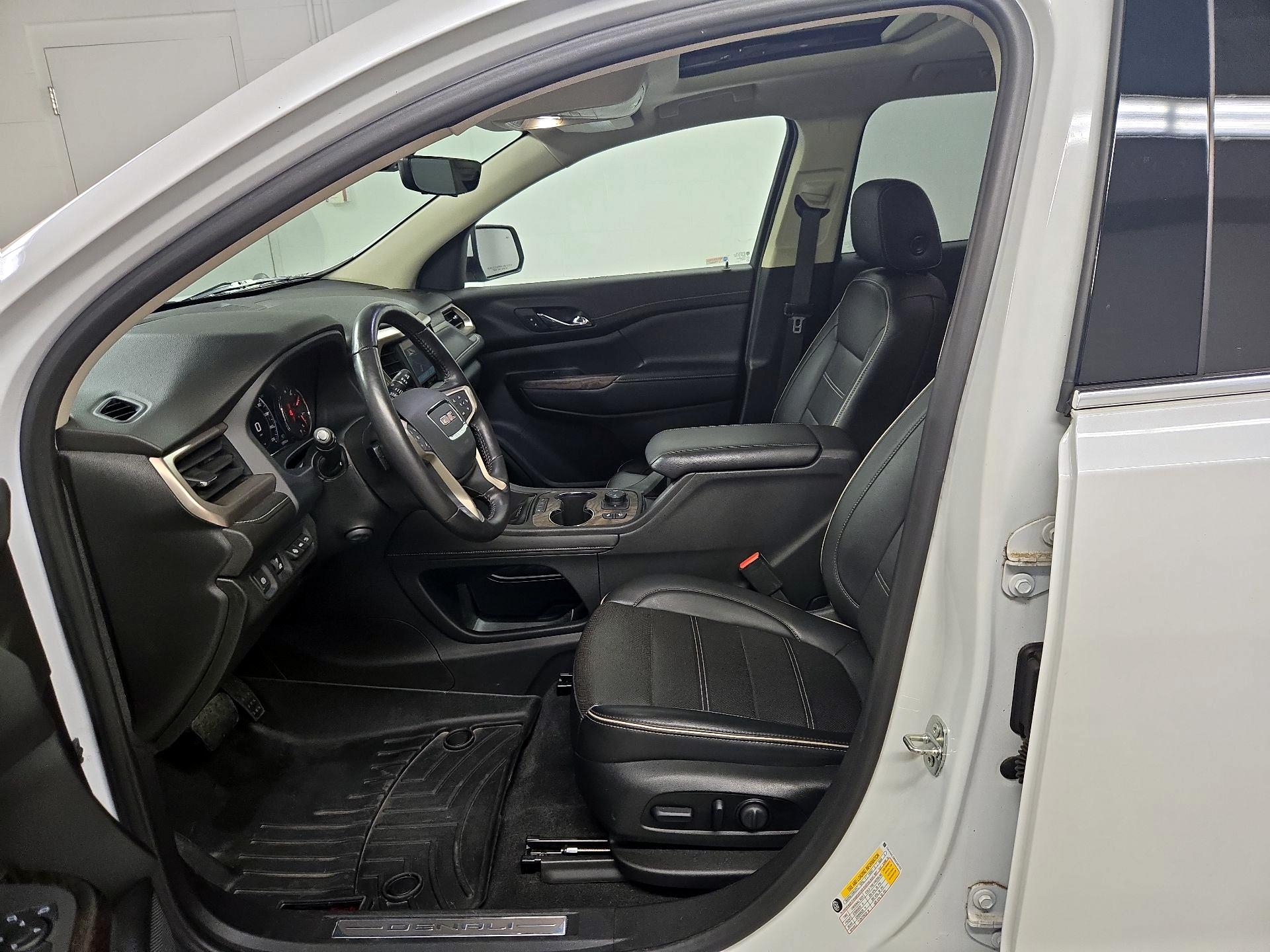 Thumbnail: 2021 GMC Acadia - 11