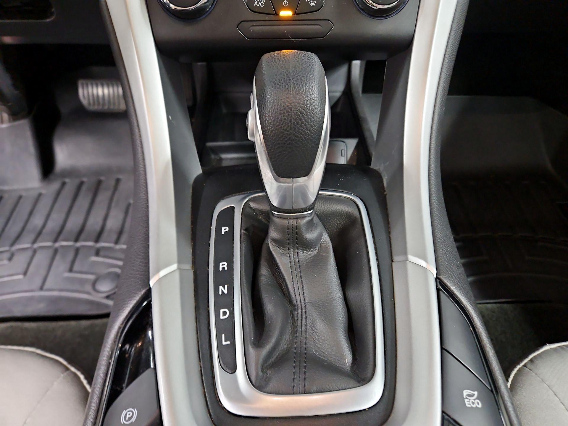 Thumbnail: 2016 Ford Fusion - 17