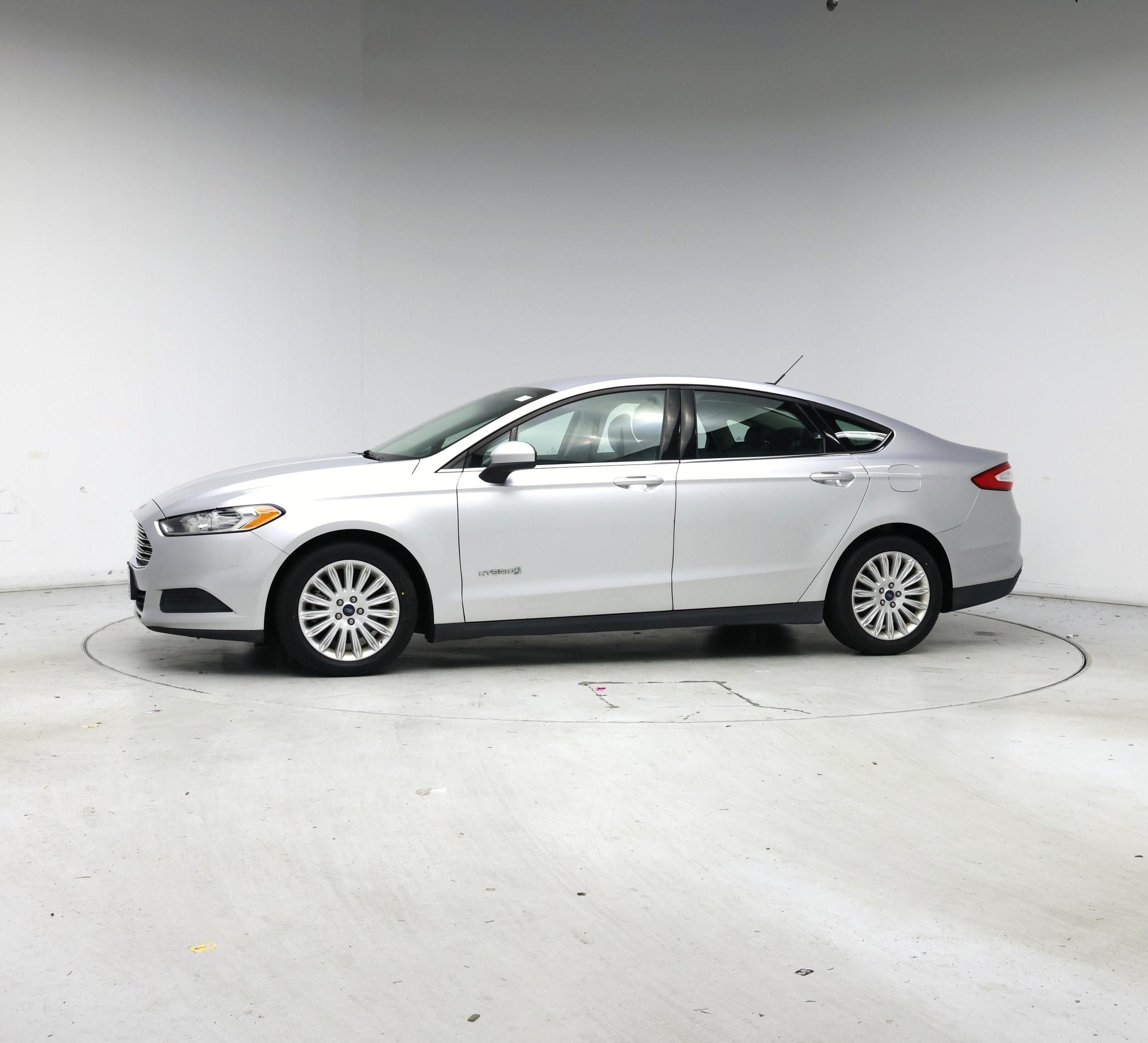 Thumbnail: 2016 Ford Fusion - 3