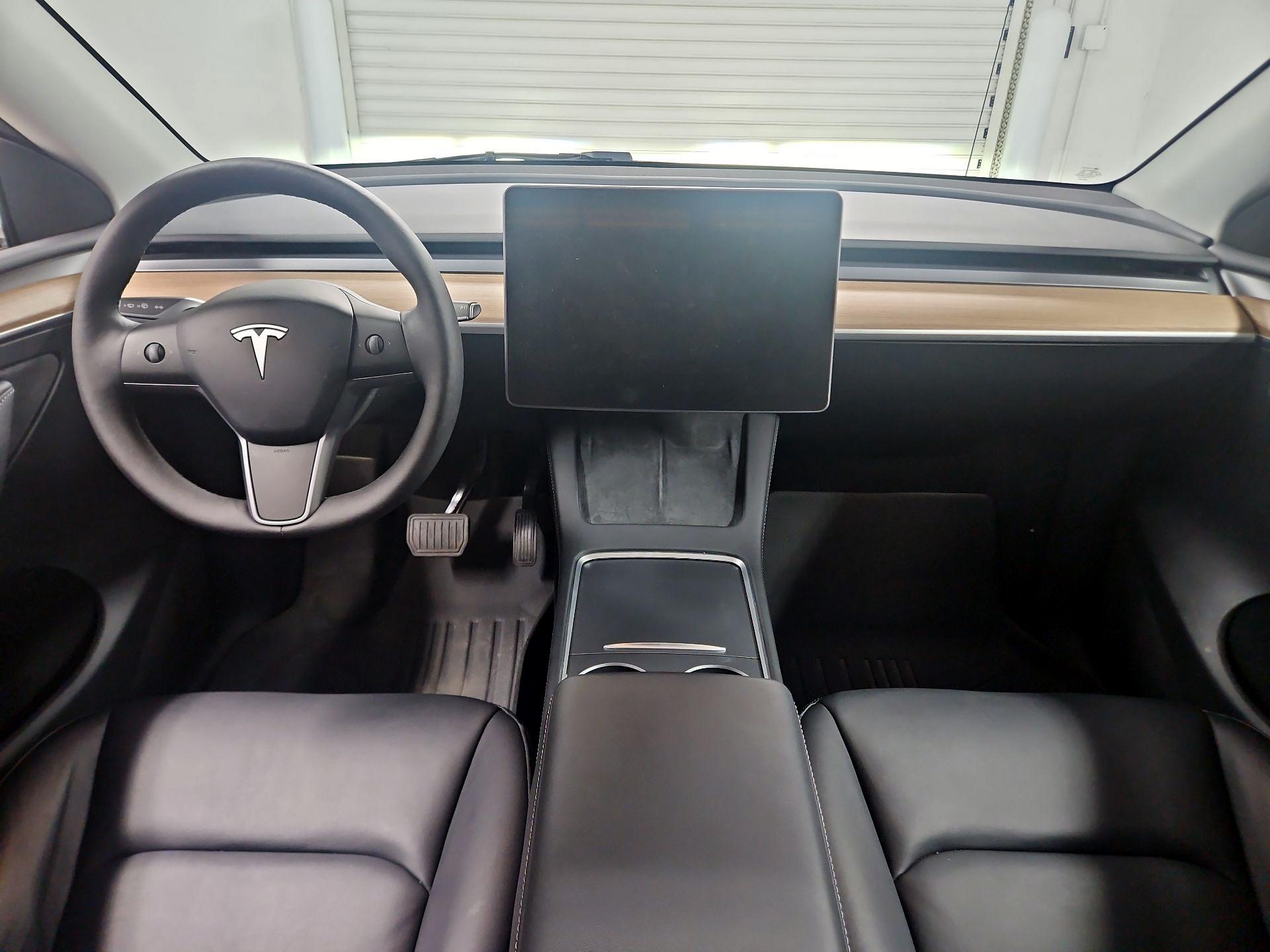 Thumbnail: 2024 Tesla Model Y - 9