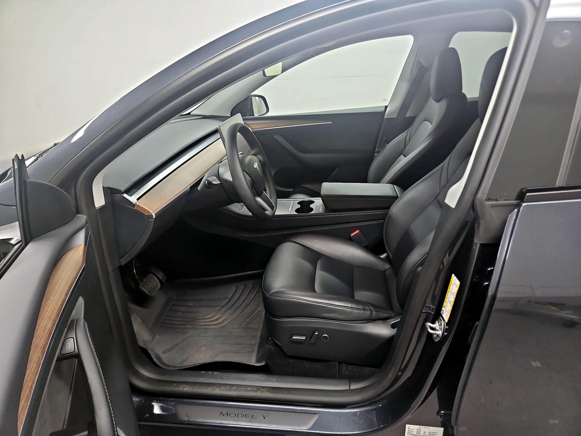 Thumbnail: 2024 Tesla Model Y - 11