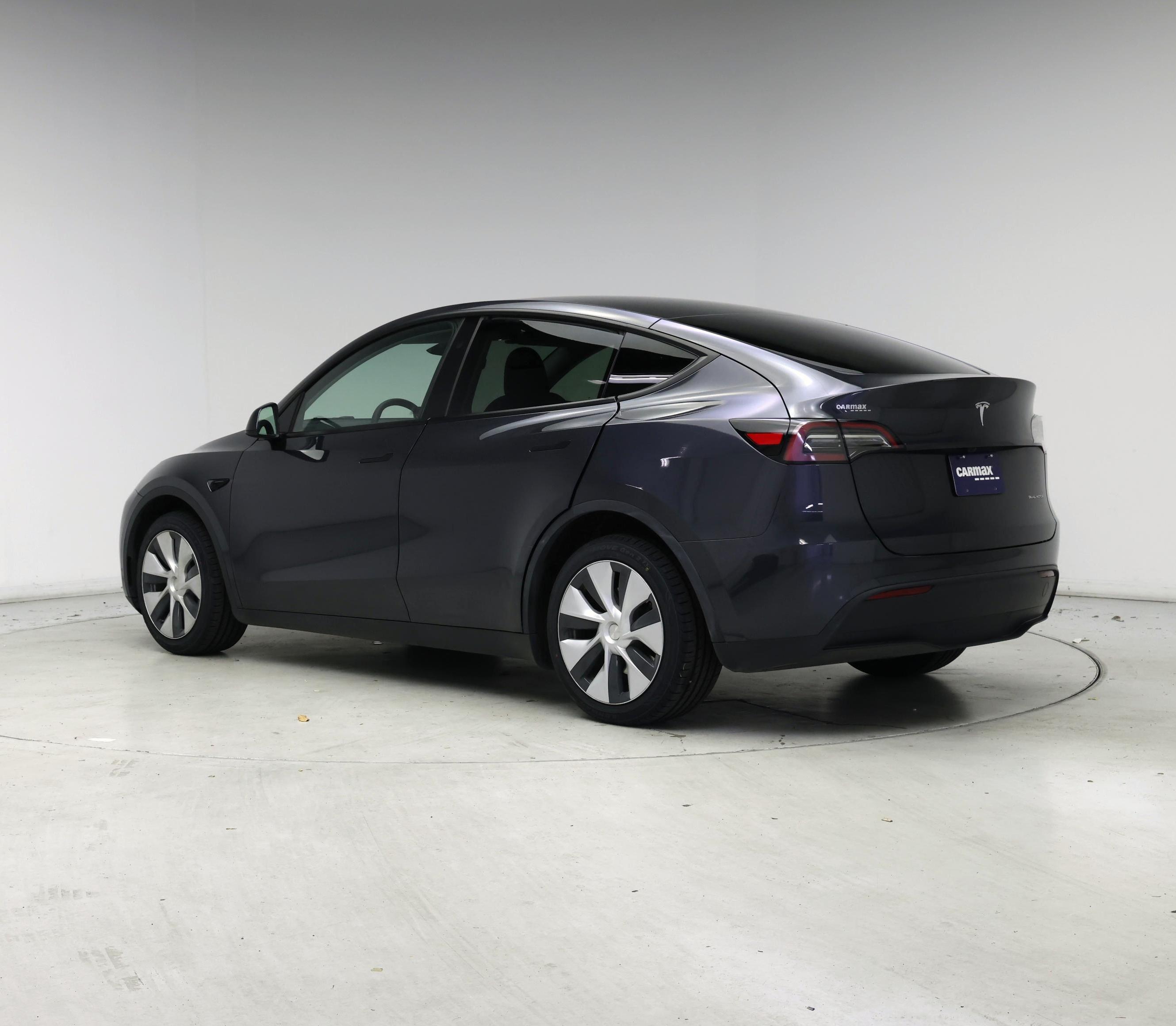 Thumbnail: 2024 Tesla Model Y - 2