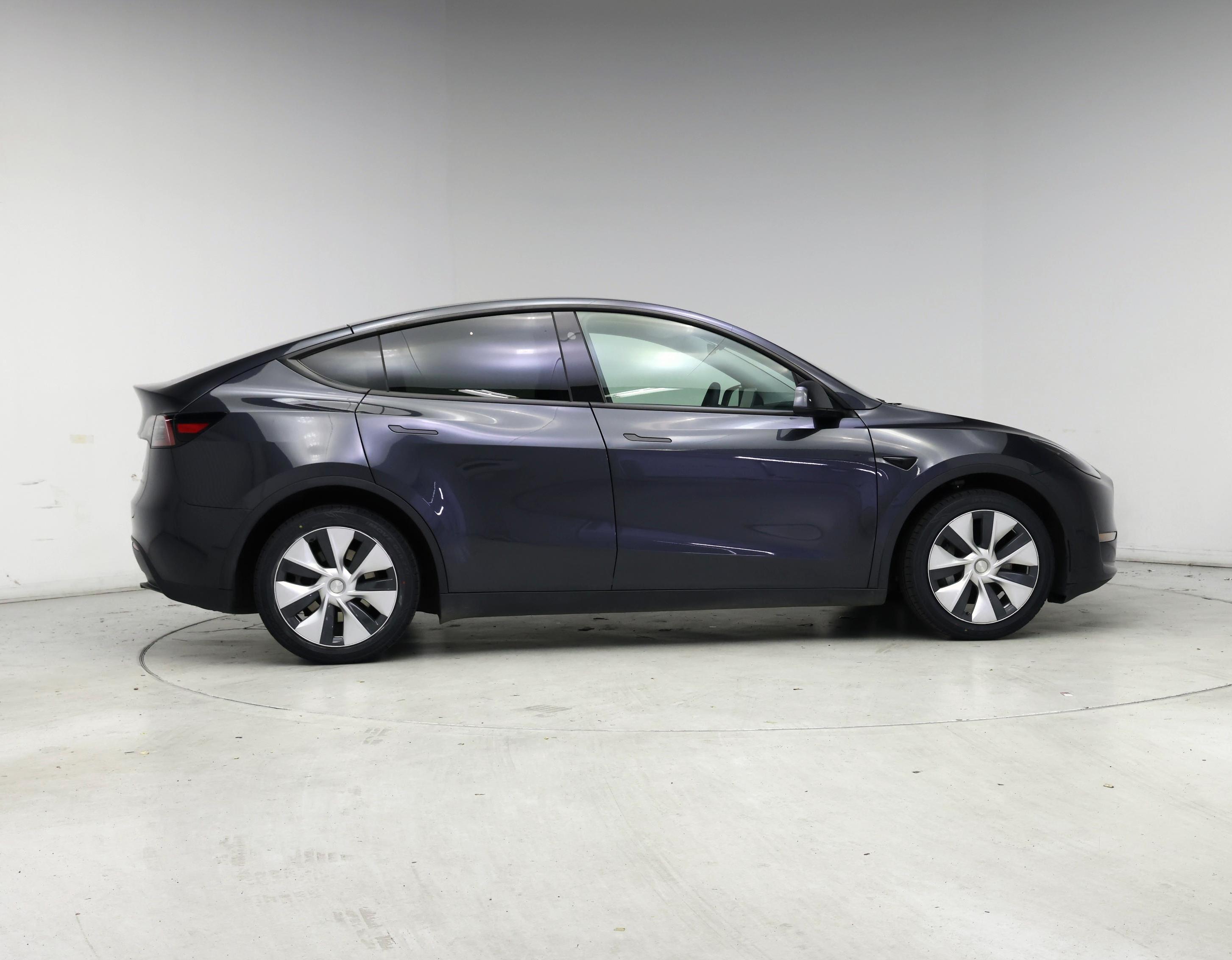 Thumbnail: 2024 Tesla Model Y - 7