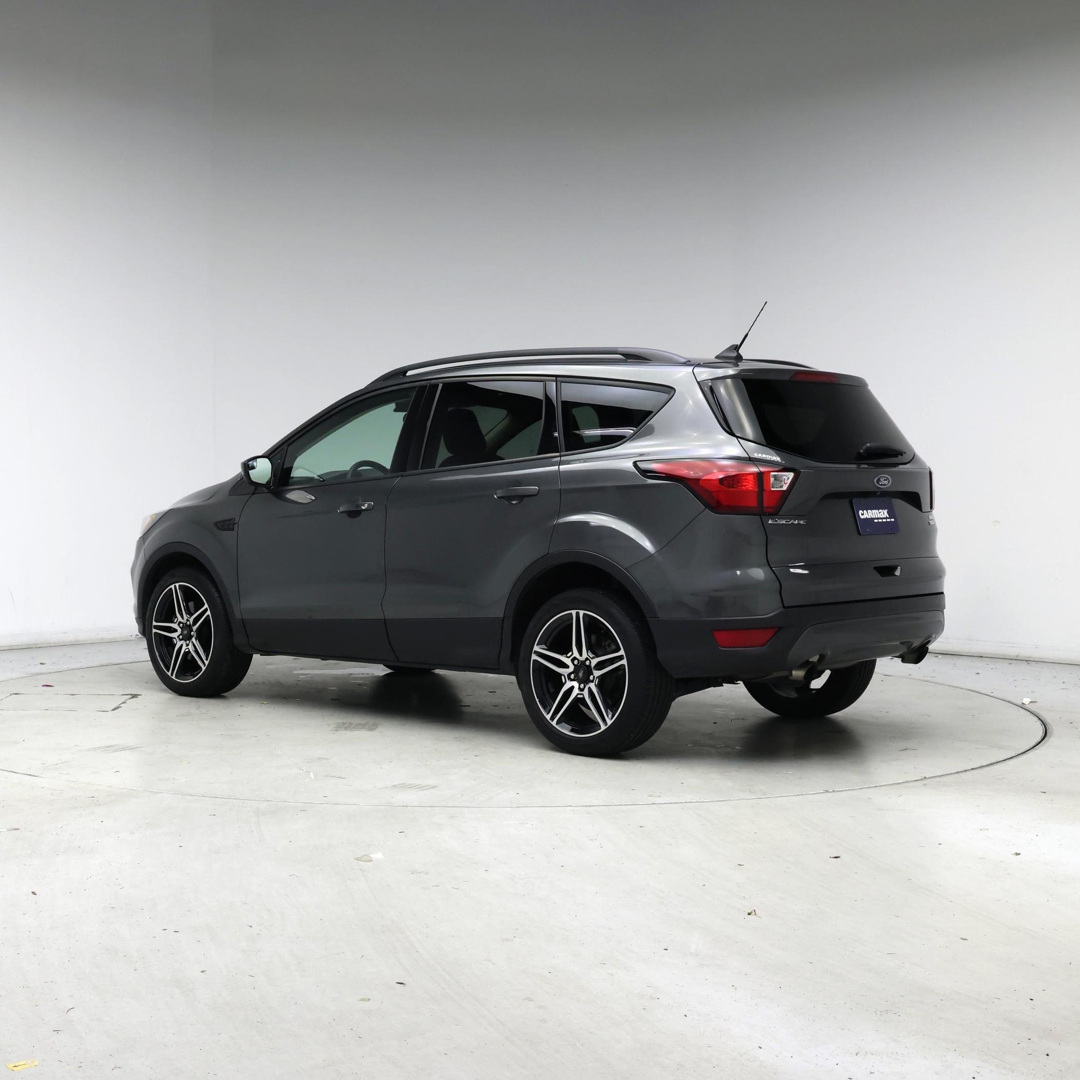 Thumbnail: 2019 Ford Escape - 2