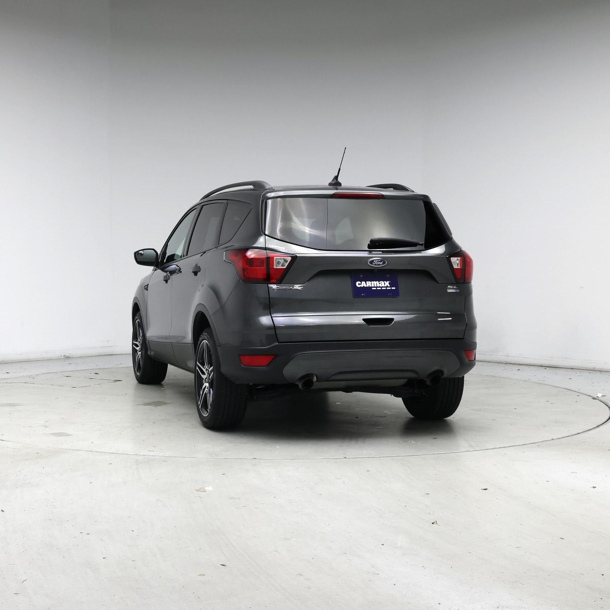 Thumbnail: 2019 Ford Escape - 6