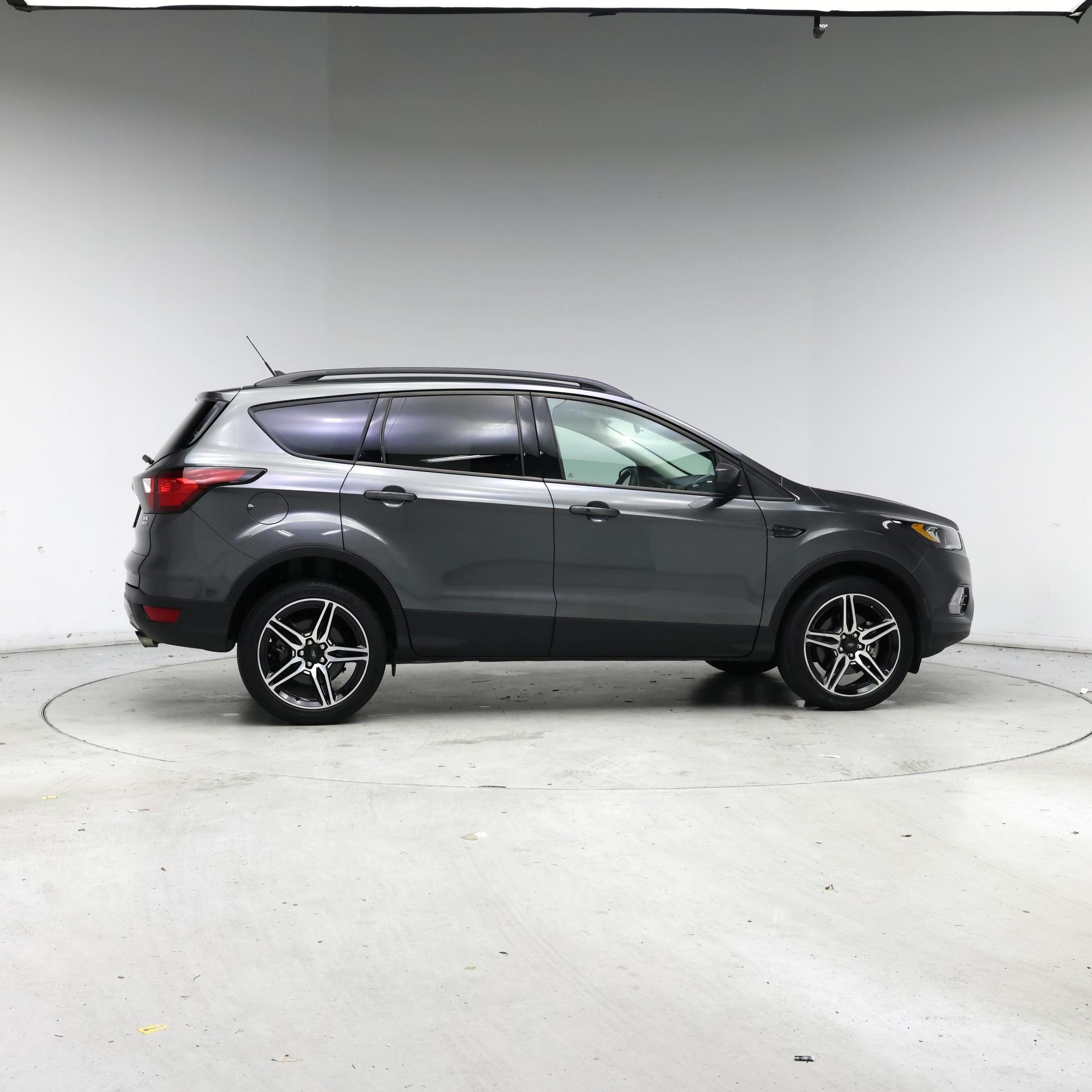 Thumbnail: 2019 Ford Escape - 7