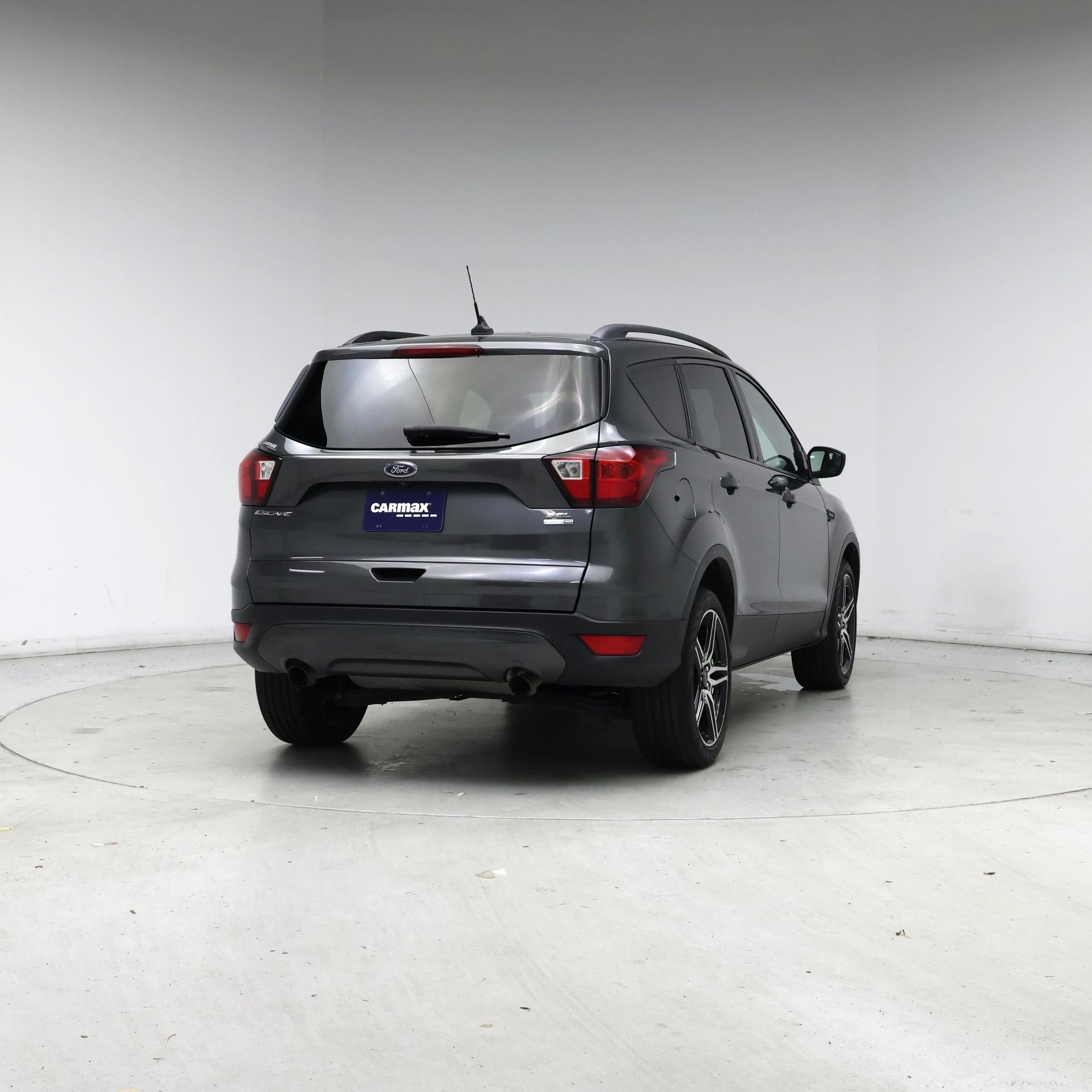 Thumbnail: 2019 Ford Escape - 8