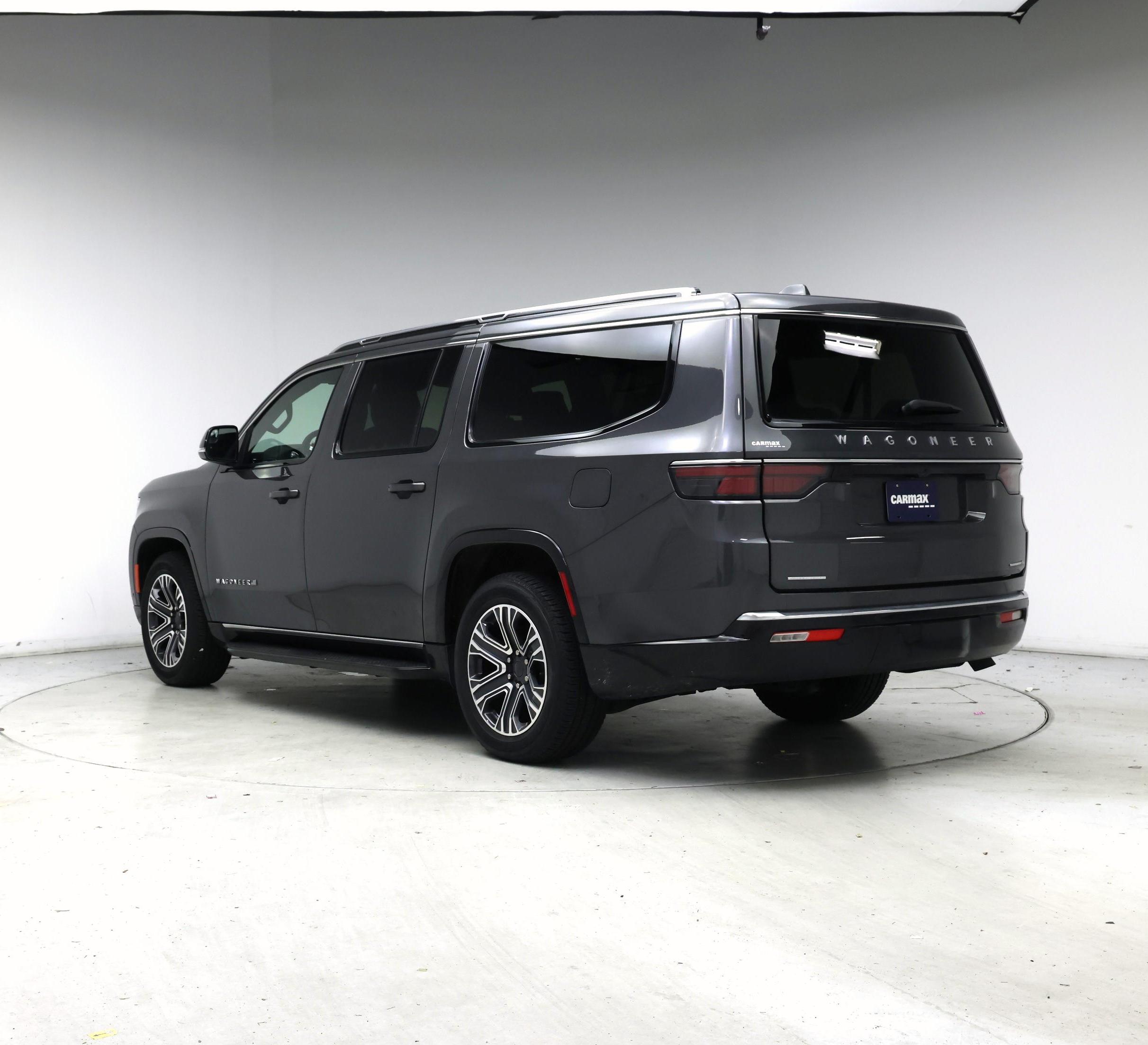 Thumbnail: 2023 Jeep Wagoneer - 2