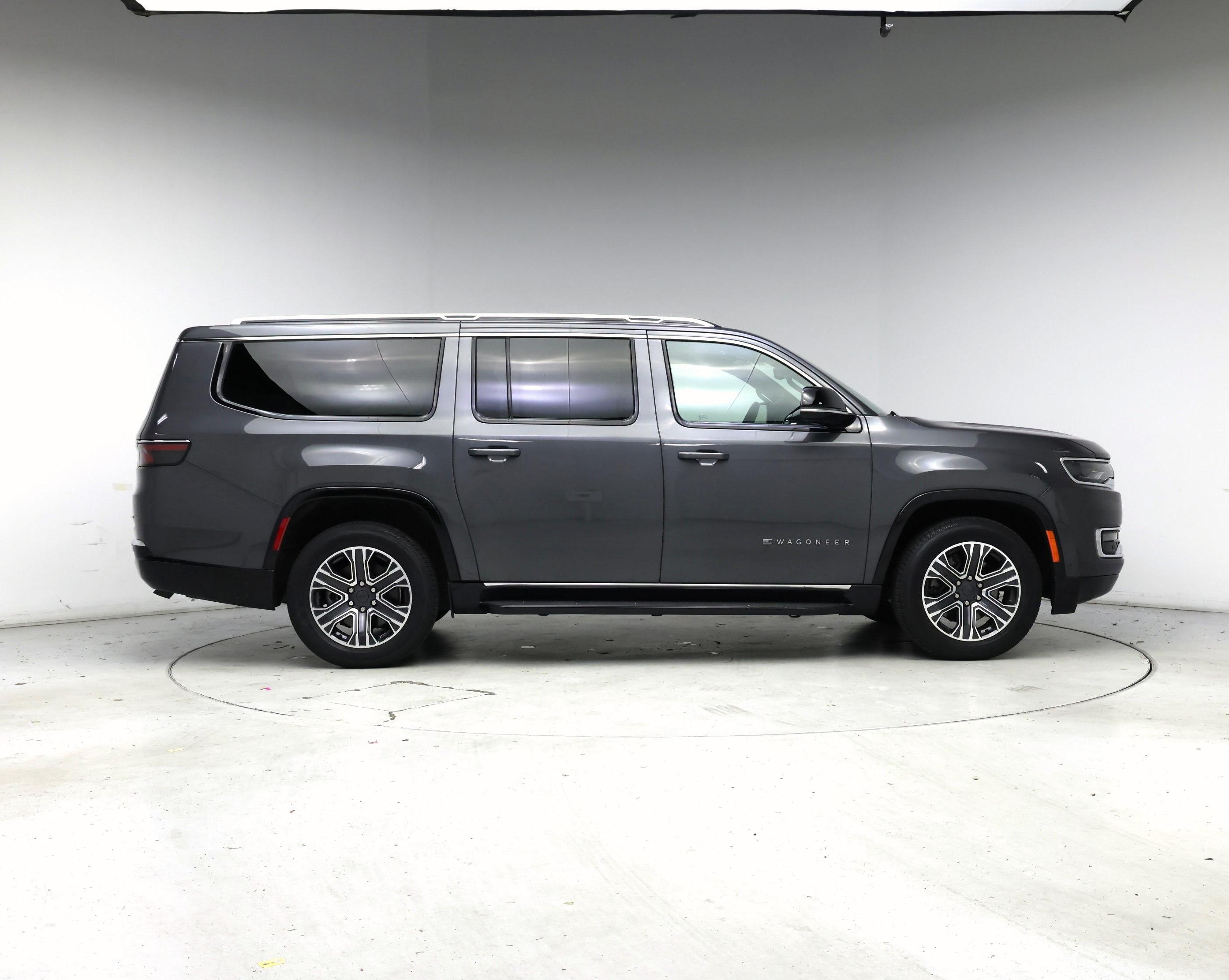 Thumbnail: 2023 Jeep Wagoneer - 7