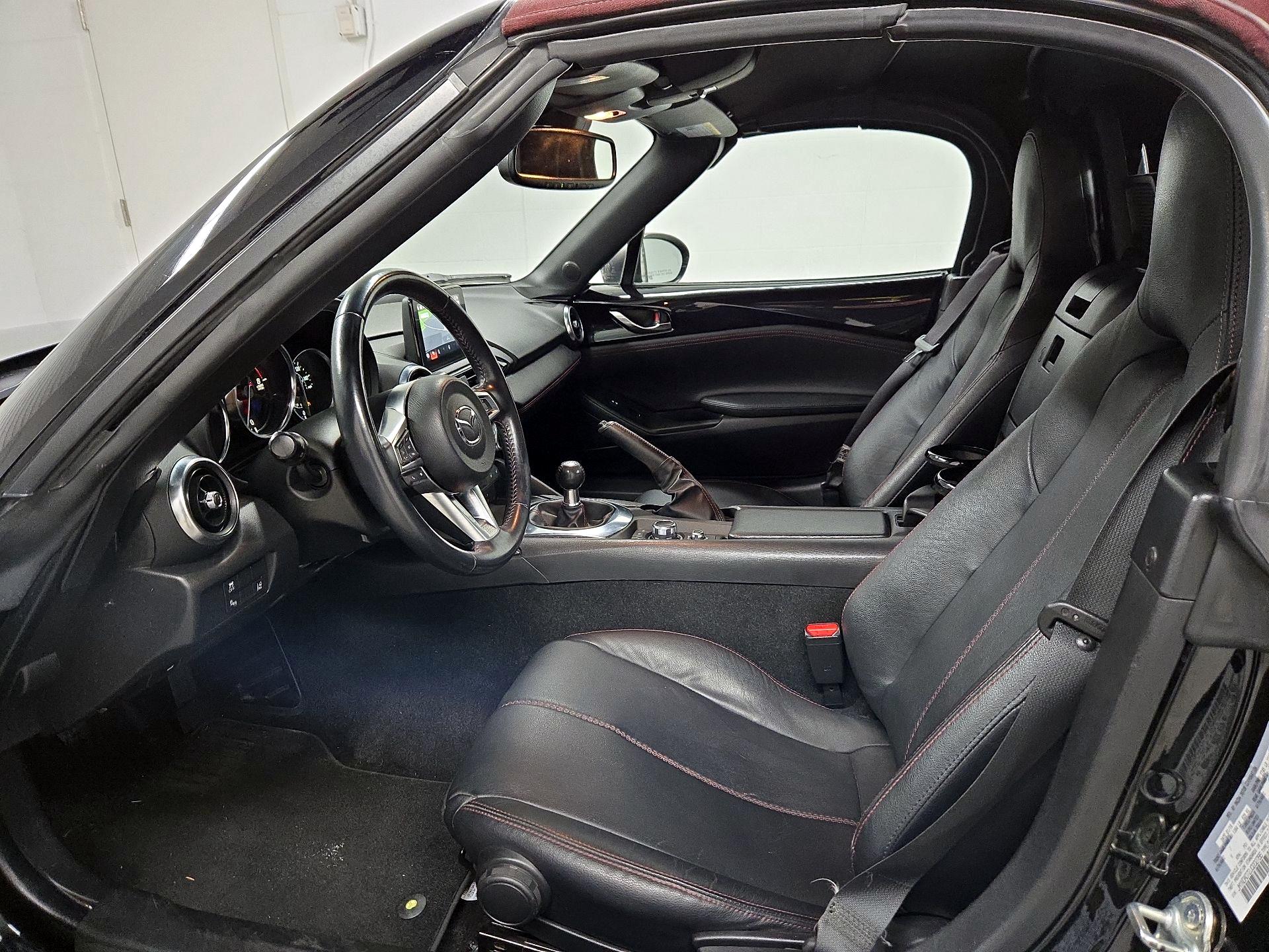 Thumbnail: 2018 Mazda MX-5 Miata - 19