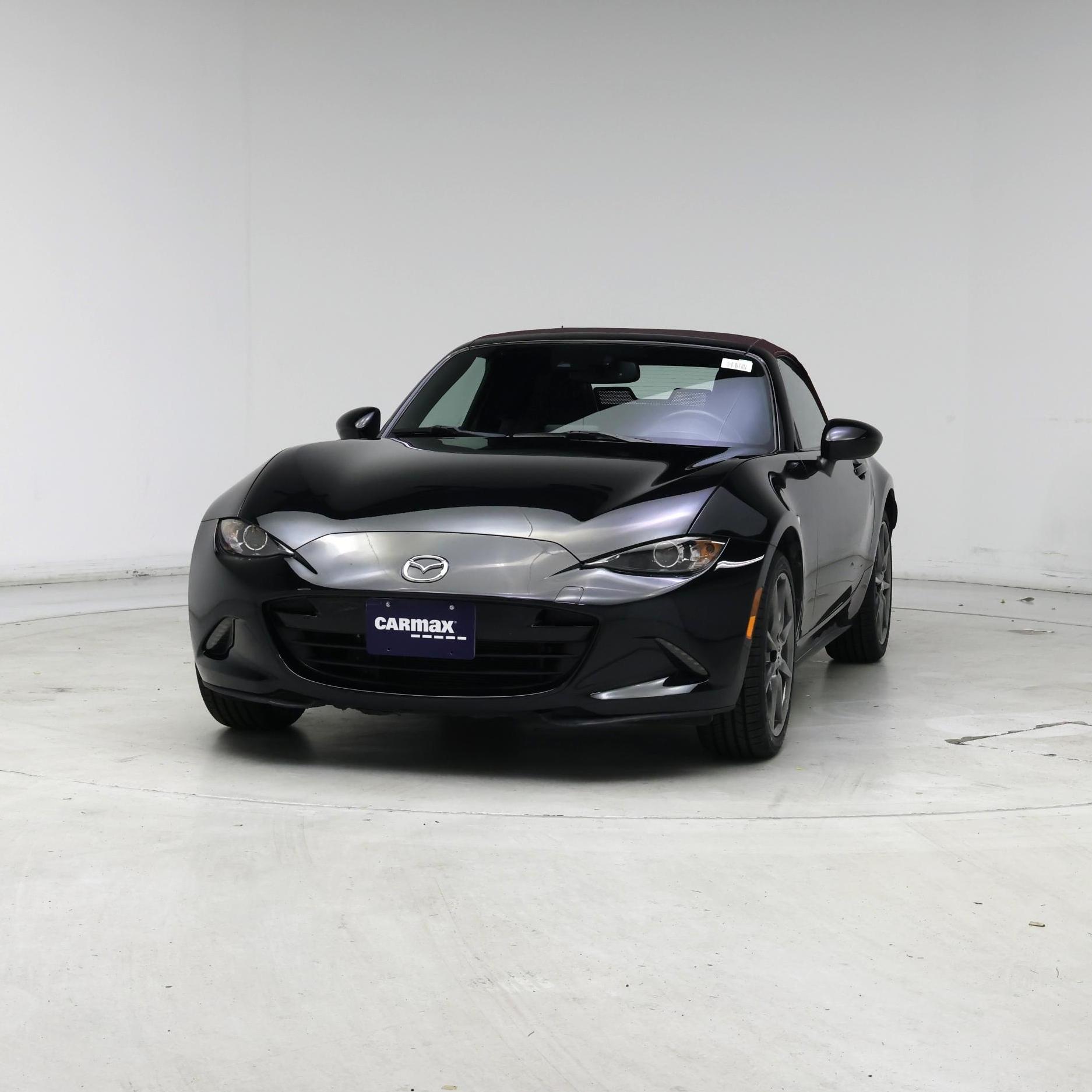 Thumbnail: 2018 Mazda MX-5 Miata - 4
