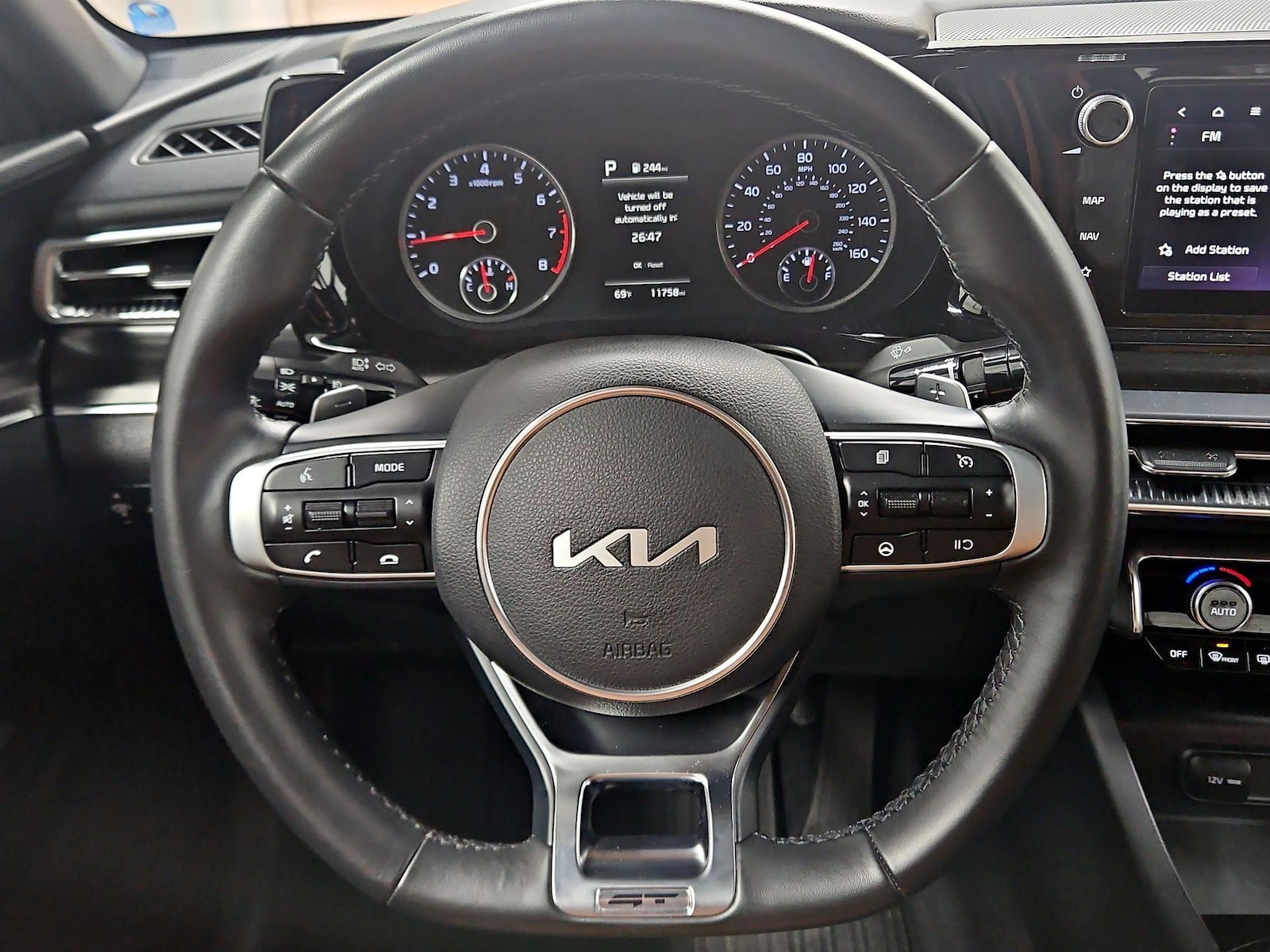 2023 Kia K5 GT - Photo 11