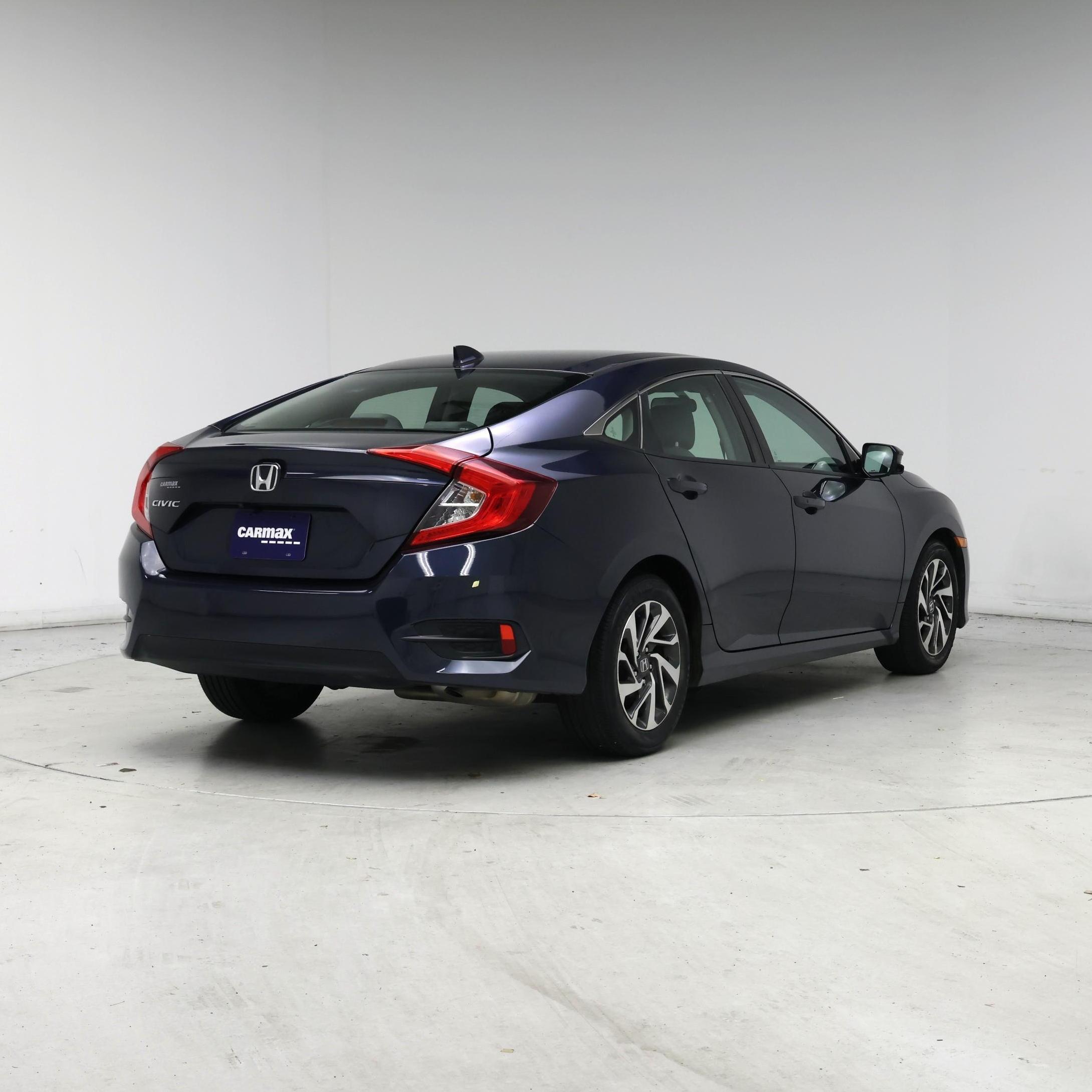 Thumbnail: 2017 Honda Civic - 8