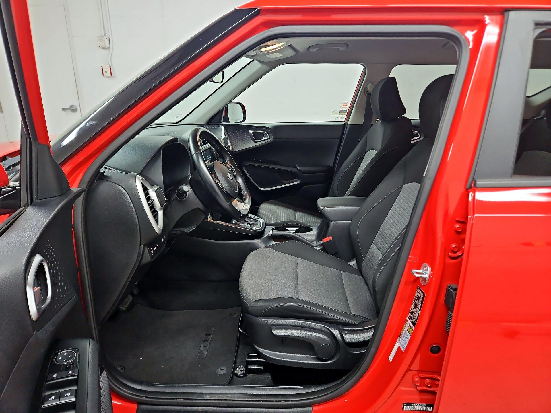 Thumbnail: 2020 Kia Soul - 11