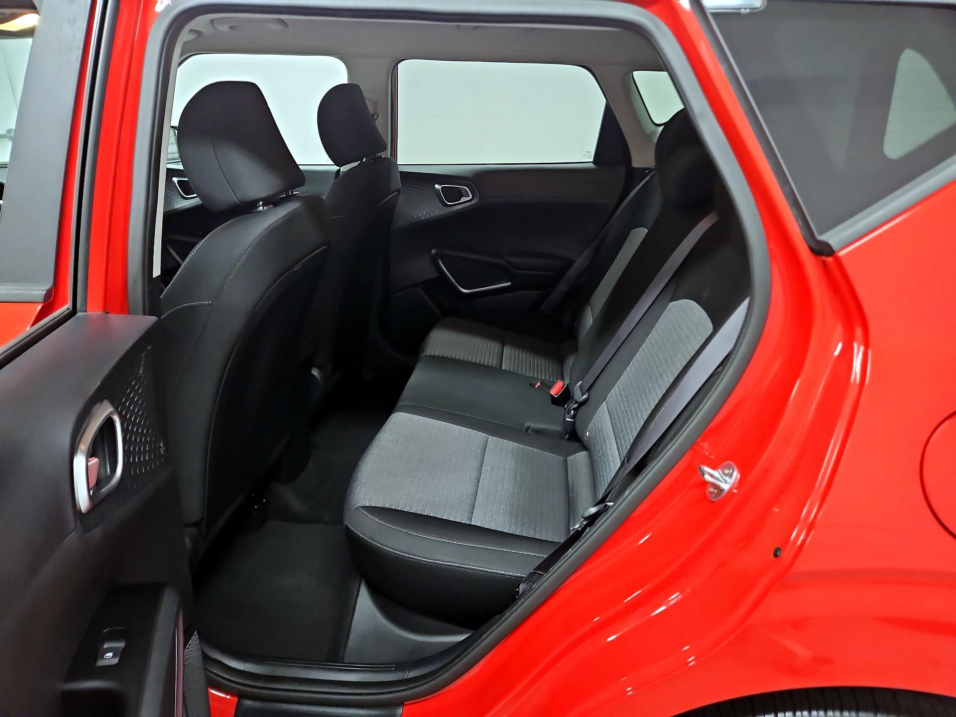 Thumbnail: 2020 Kia Soul - 19