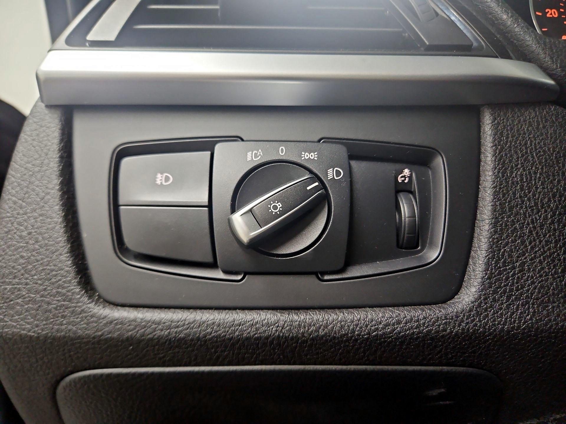 Thumbnail: 2015 BMW 4 Series - 13