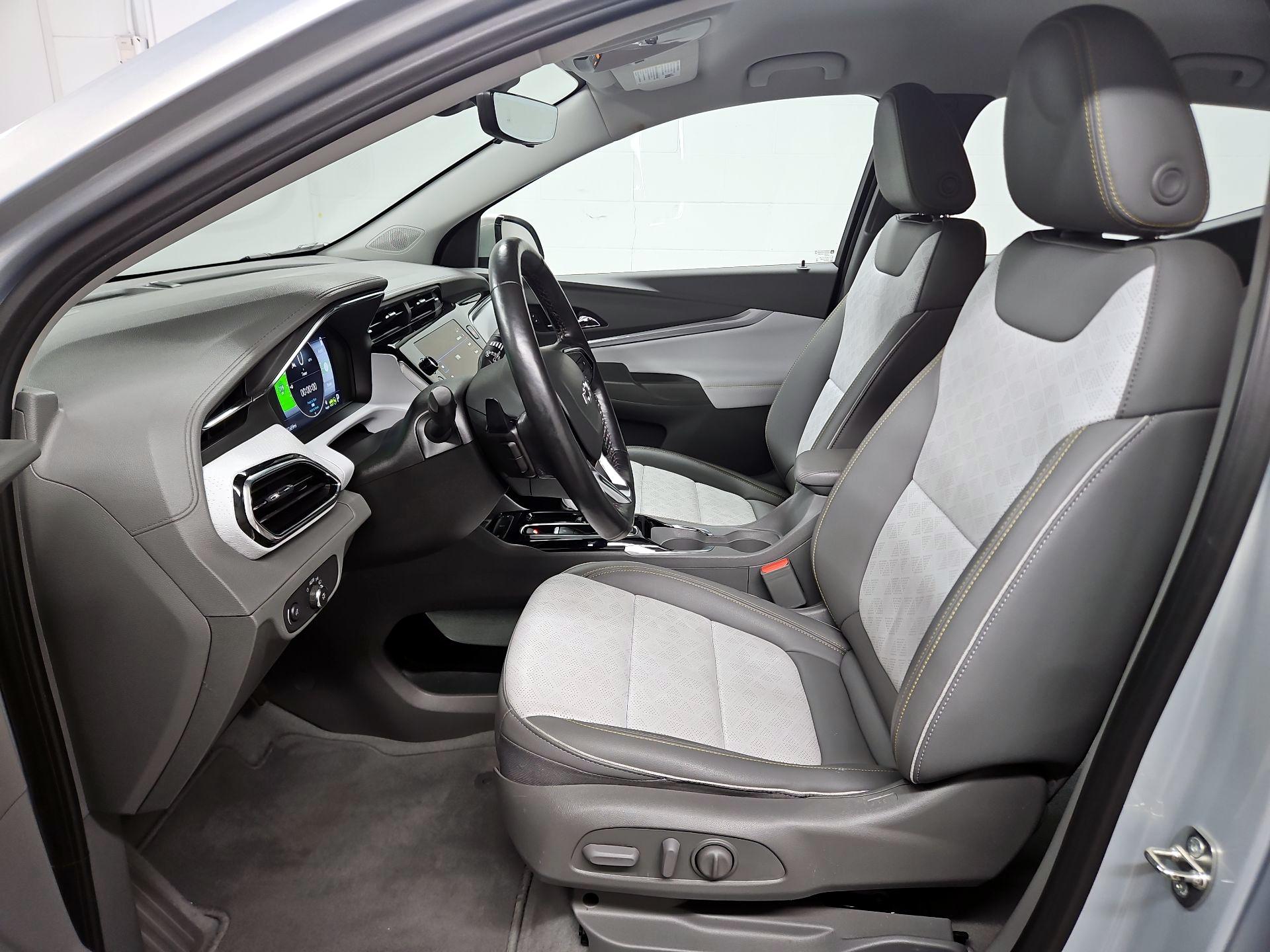 Thumbnail: 2023 Chevrolet Bolt EUV - 11